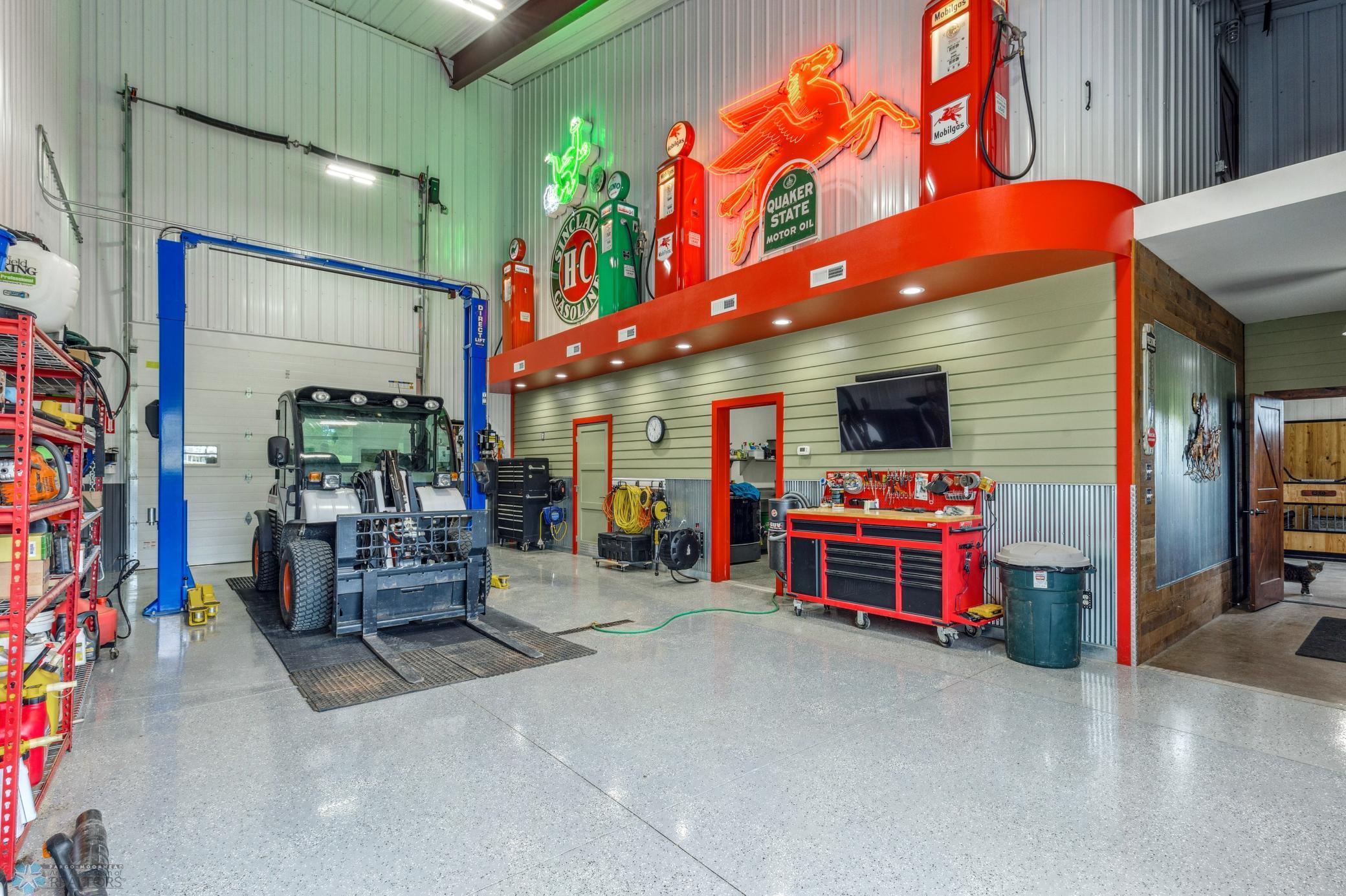 Pelican Rapids, Minnesota, 56572, United States, 3 Bedrooms Bedrooms, ,3 BathroomsBathrooms,Residential,Active,1990676