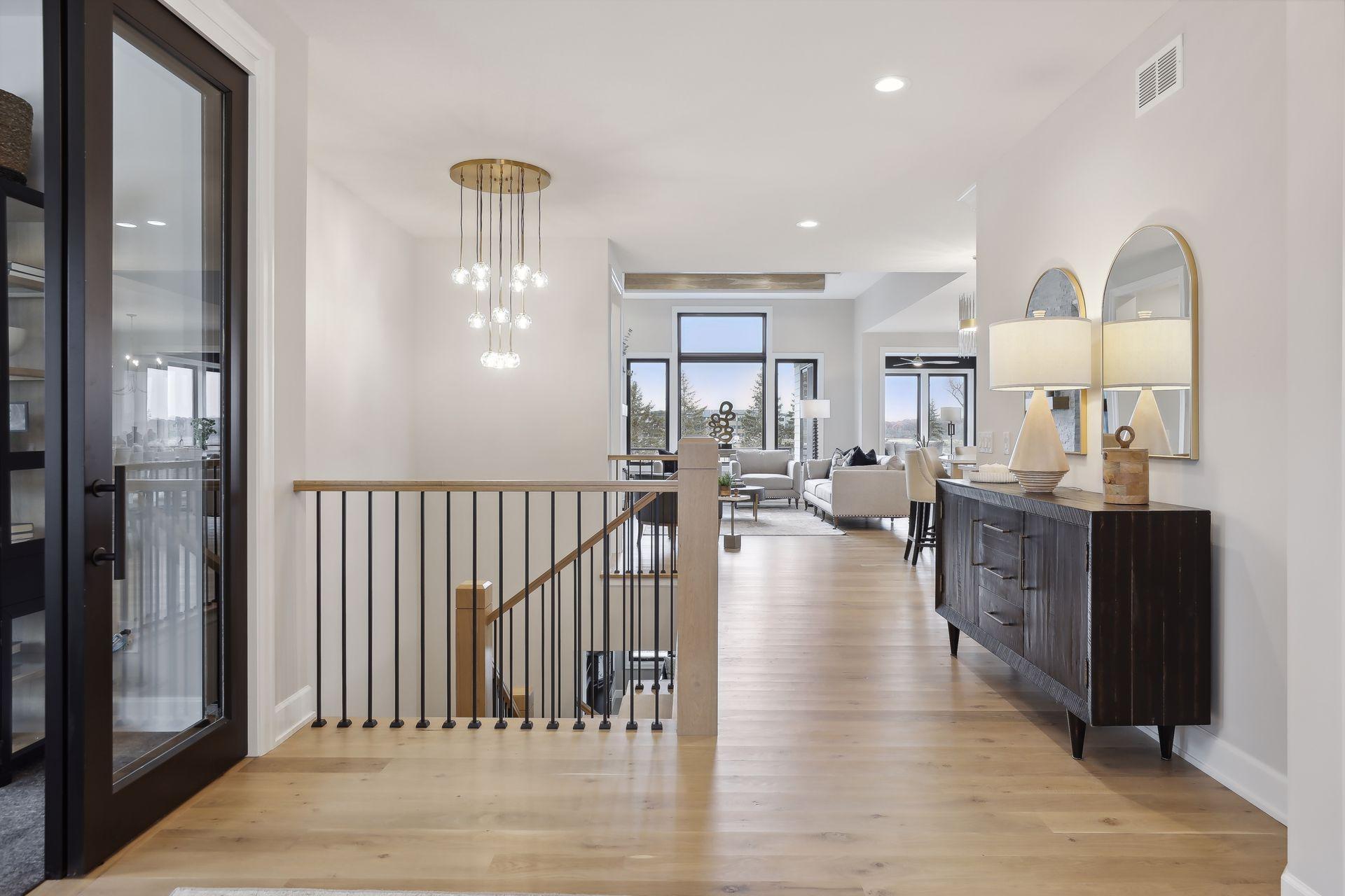 Saint Paul, Minnesota, 55127, United States, 3 Bedrooms Bedrooms, ,3 BathroomsBathrooms,Residential,Active,1756454