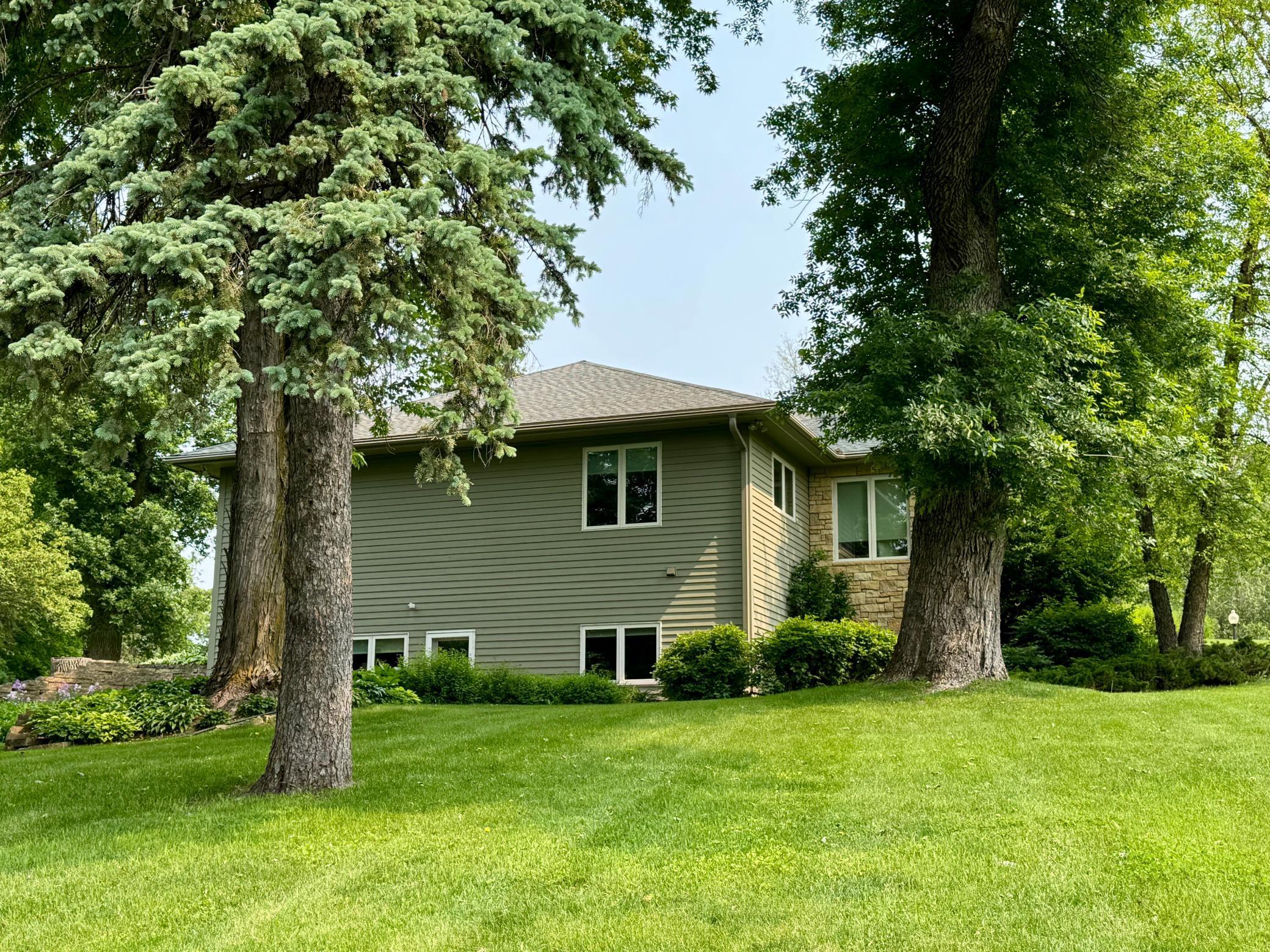 Northfield, Minnesota, 55057, United States, 3 Bedrooms Bedrooms, ,3 BathroomsBathrooms,Residential,Active,1920261
