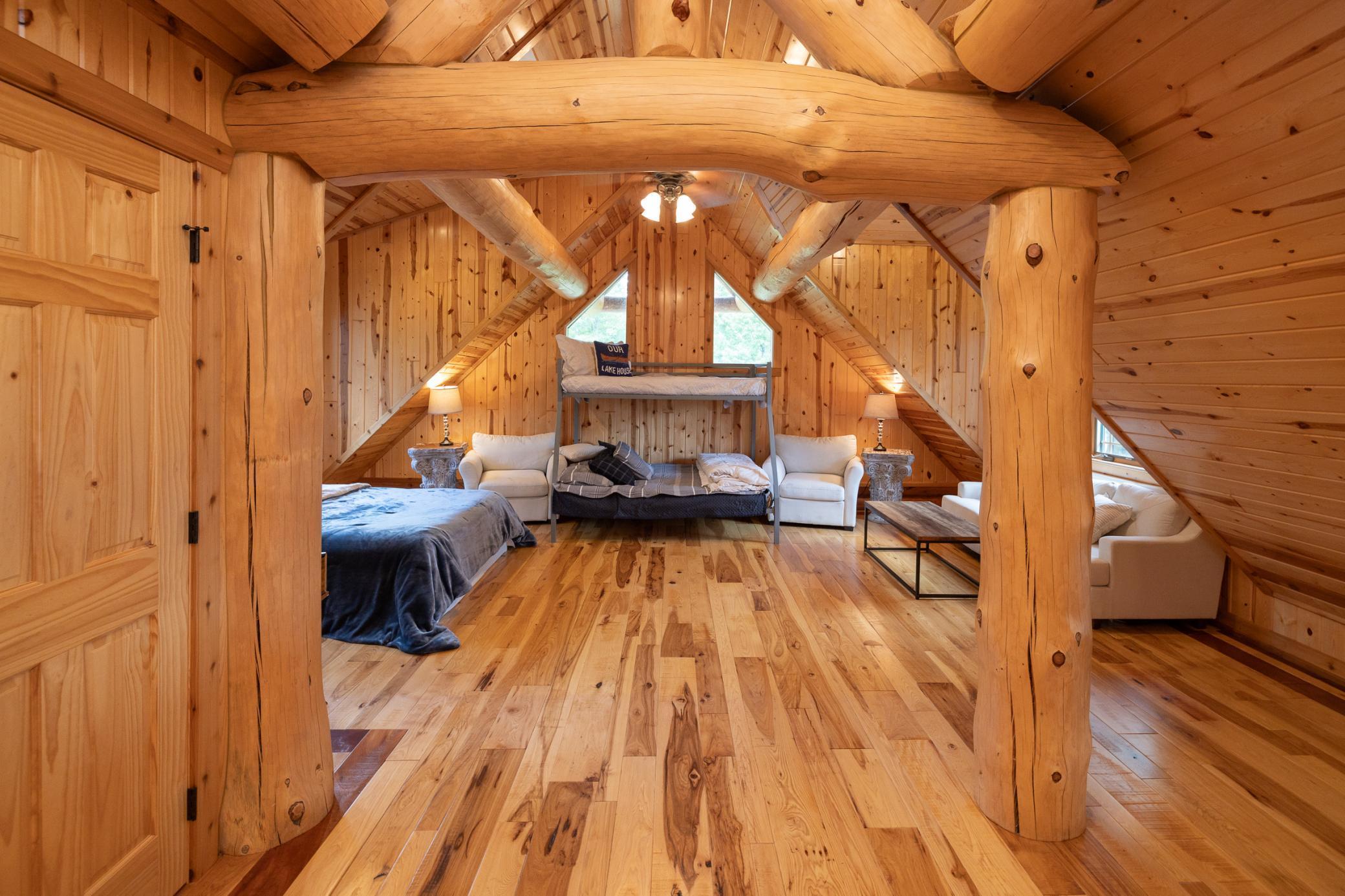 Hayward, Wisconsin, 54843, United States, 4 Bedrooms Bedrooms, ,4 BathroomsBathrooms,Residential,Active,1868126