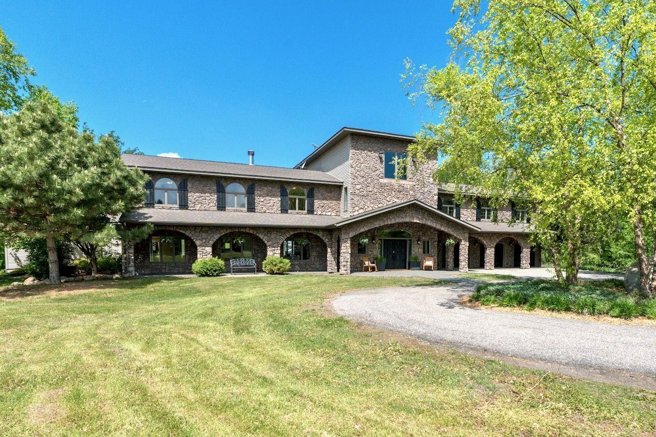 Elysian, Minnesota, 56028, United States, 6 Bedrooms Bedrooms, ,6 BathroomsBathrooms,Residential,Active,1831792