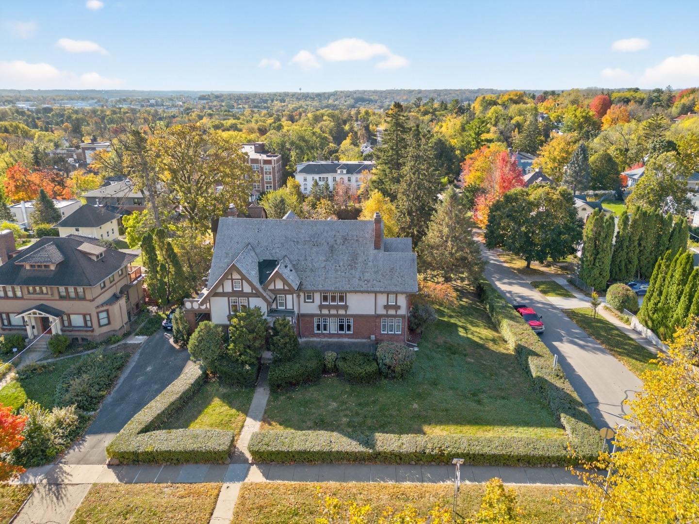 Rochester, Minnesota, 55902, United States, 7 Bedrooms Bedrooms, ,7 BathroomsBathrooms,Residential,Active,1973275