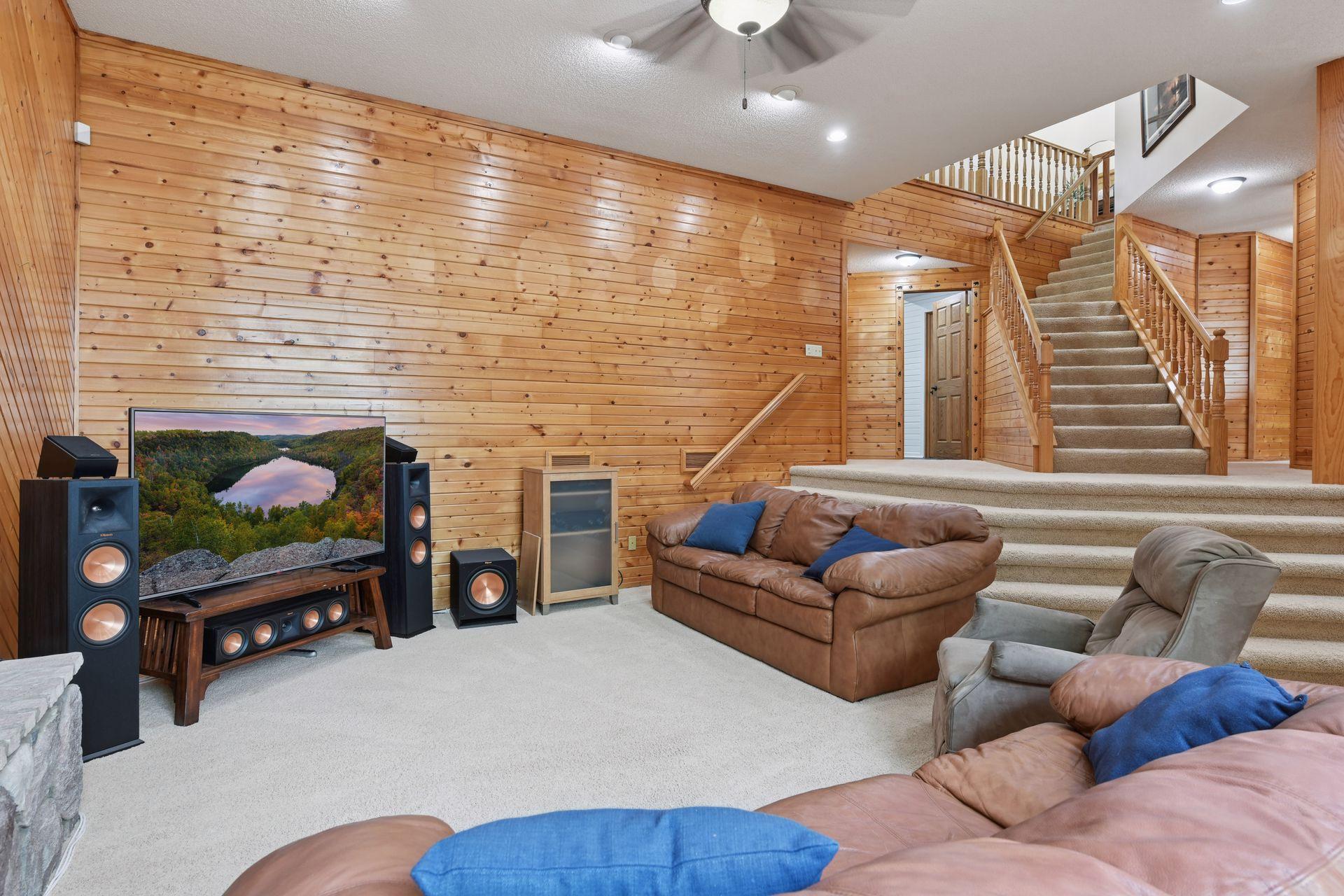 Forest Lake, Minnesota, 55025, United States, 4 Bedrooms Bedrooms, ,3 BathroomsBathrooms,Residential,Active,1824902
