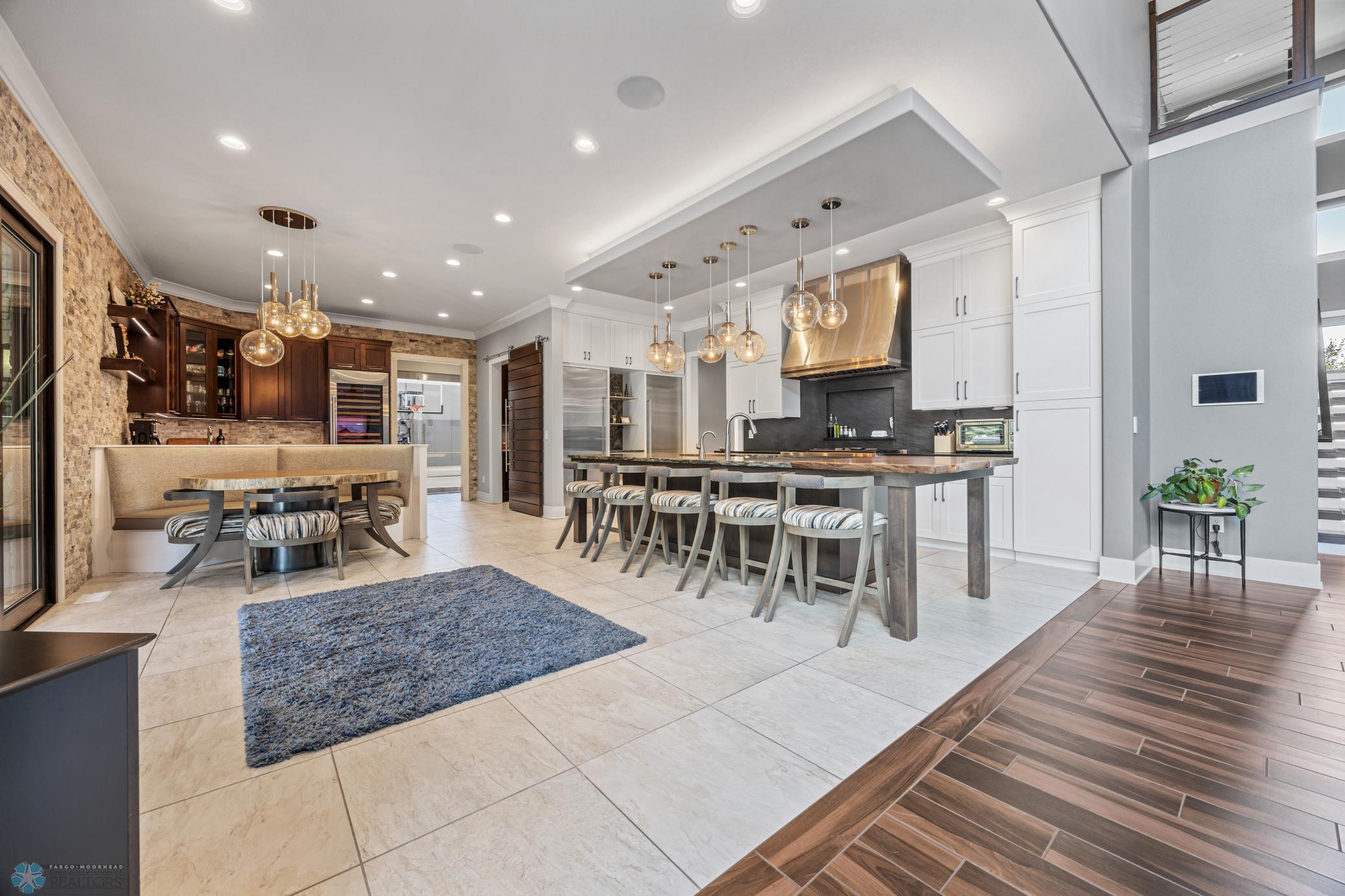 Fargo, North Dakota, 58104, United States, 5 Bedrooms Bedrooms, ,7 BathroomsBathrooms,Residential,Active,1941361