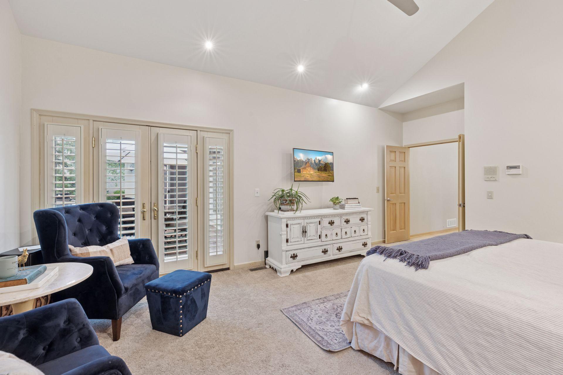 Eden Prairie, Minnesota, 55347, United States, 4 Bedrooms Bedrooms, ,5 BathroomsBathrooms,Residential,Active,1900199