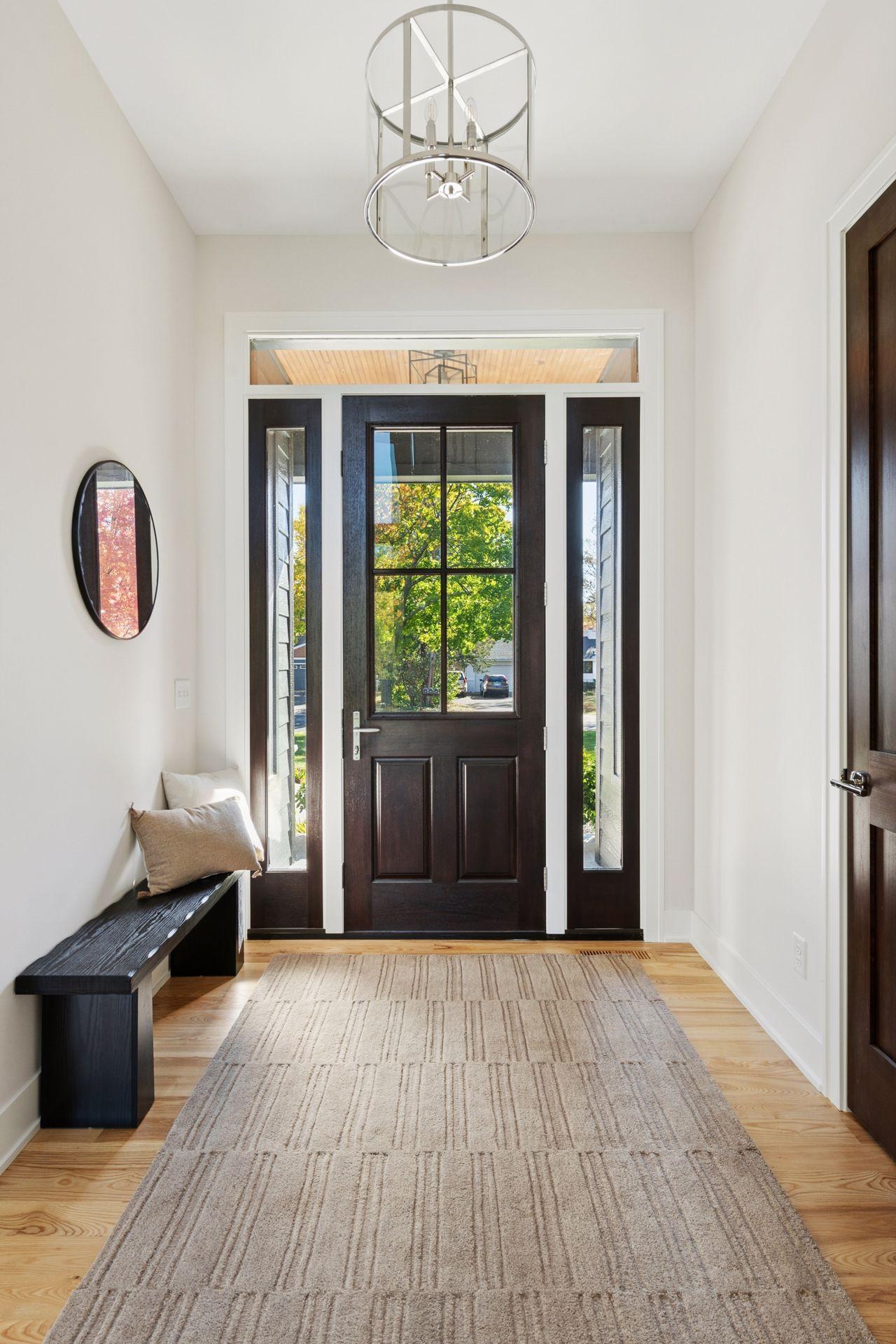 Saint Paul, Minnesota, 55118, United States, 4 Bedrooms Bedrooms, ,4 BathroomsBathrooms,Residential,Active,1973547