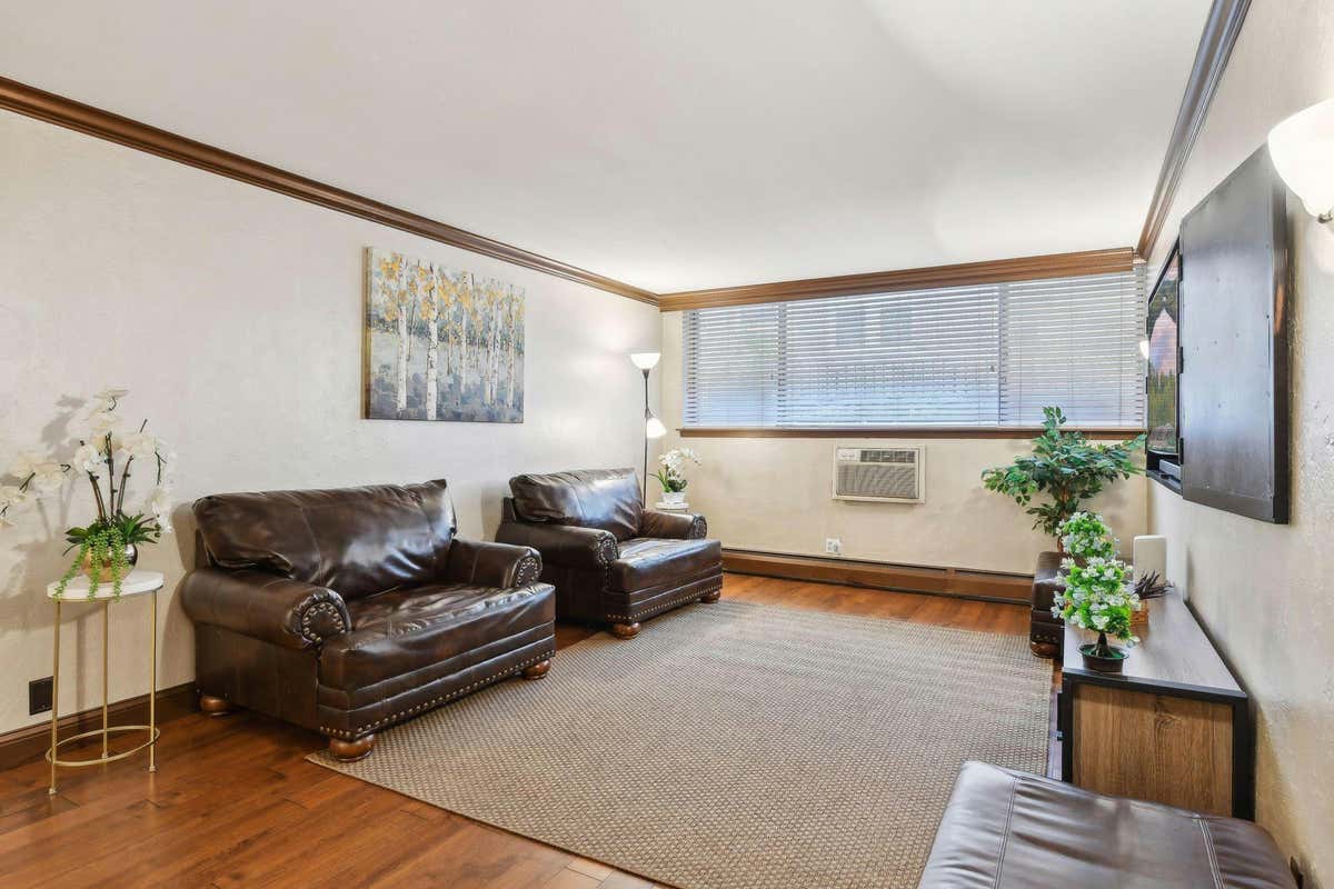 1770 BRYANT AVE S APT 103, MINNEAPOLIS, MN 55403, photo 1 of 40