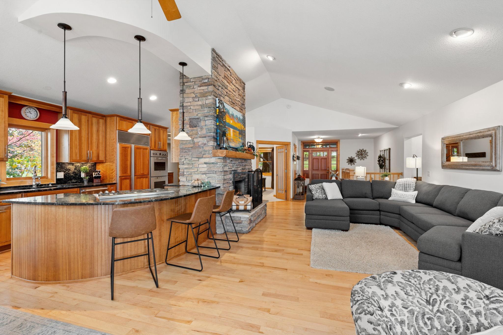 Arden Hills, Minnesota, 55112, United States, 4 Bedrooms Bedrooms, ,3 BathroomsBathrooms,Residential,Active,1973290