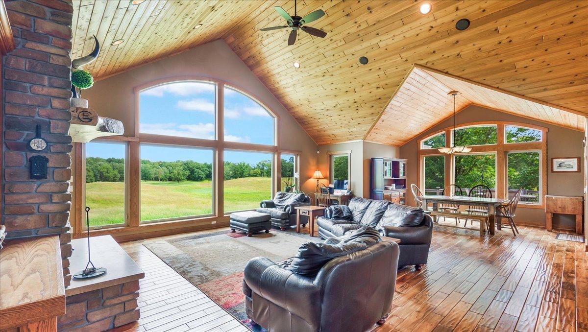 Long Prairie, Minnesota, 56347, United States, 5 Bedrooms Bedrooms, ,4 BathroomsBathrooms,Residential,Active,1952985