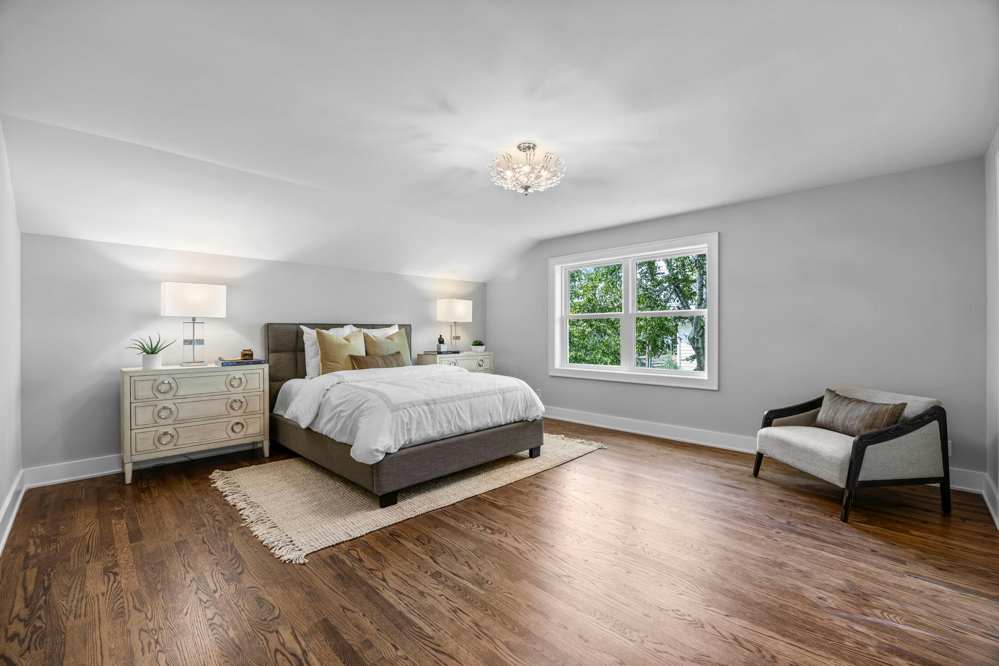 Minneapolis, Minnesota, 55435, United States, 5 Bedrooms Bedrooms, ,5 BathroomsBathrooms,Residential,Active,1944270