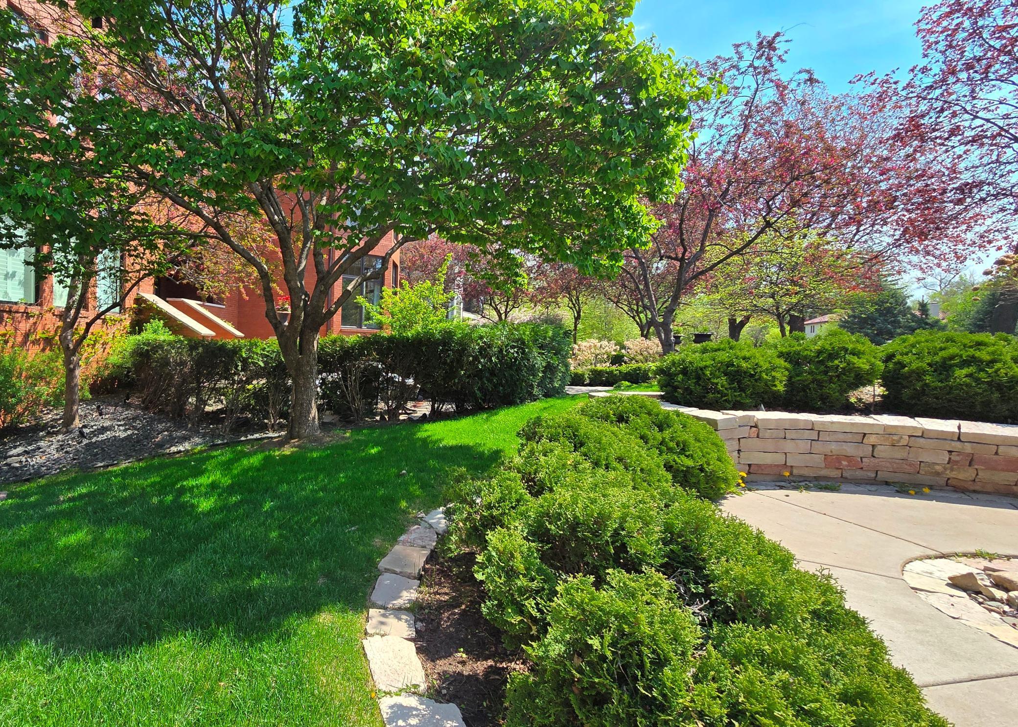 Minneapolis, Minnesota, 55405, United States, 3 Bedrooms Bedrooms, ,4 BathroomsBathrooms,Residential,Active,1769436