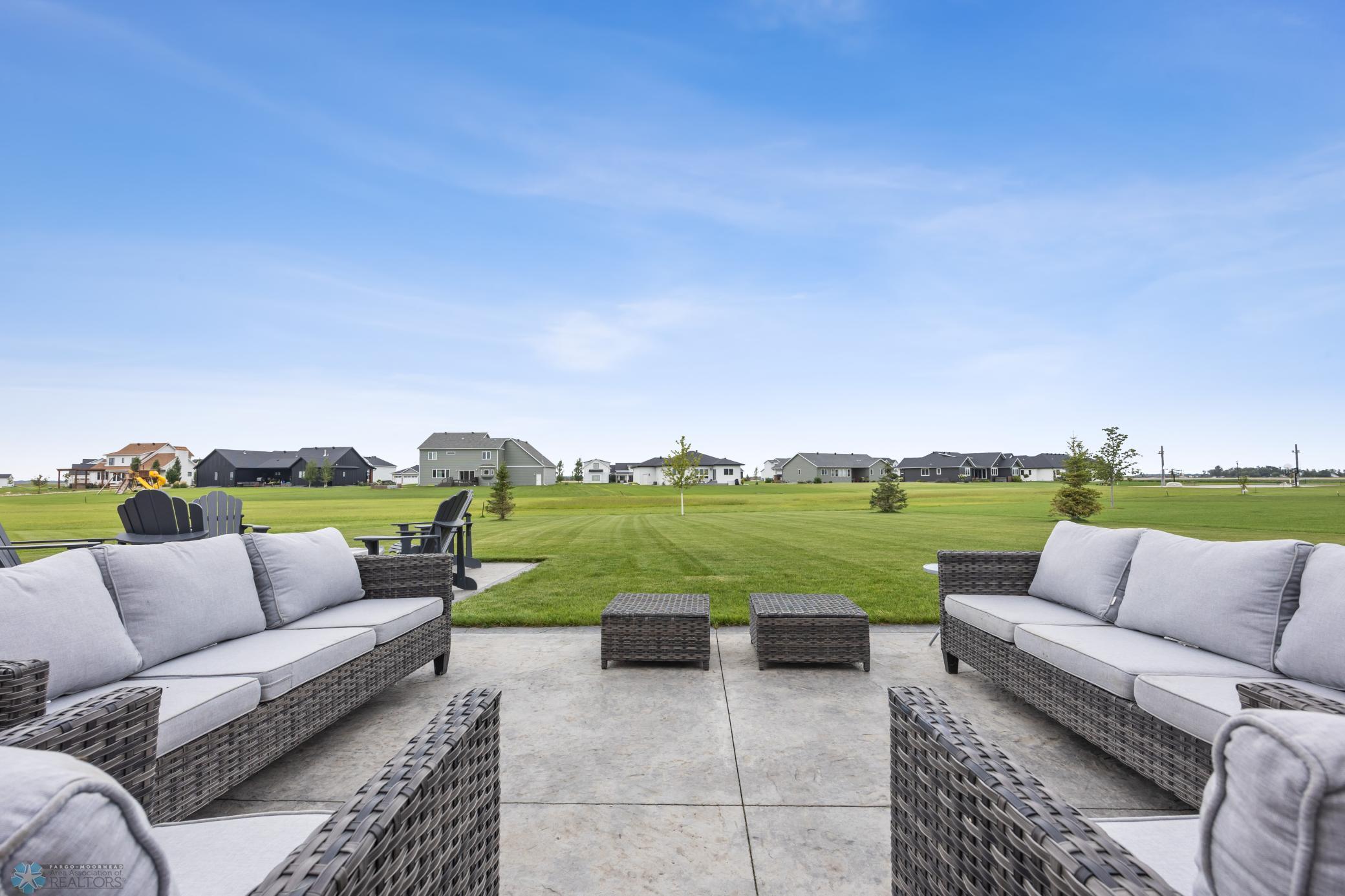 Oxbow, North Dakota, 58047, United States, 5 Bedrooms Bedrooms, ,3 BathroomsBathrooms,Residential,Active,1926894