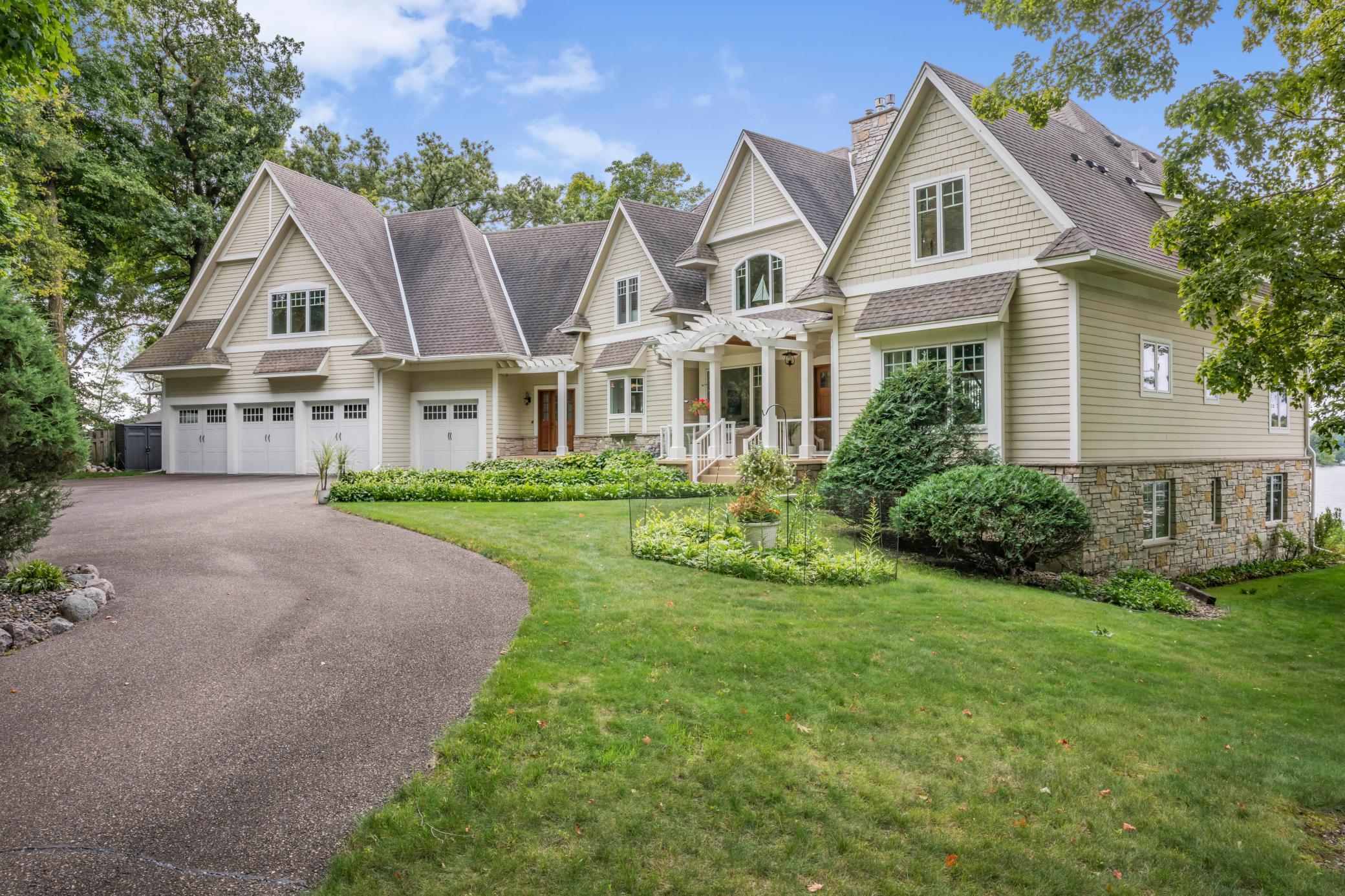 Orono, Minnesota, 55356, United States, 6 Bedrooms Bedrooms, ,6 BathroomsBathrooms,Residential,Active,1936632