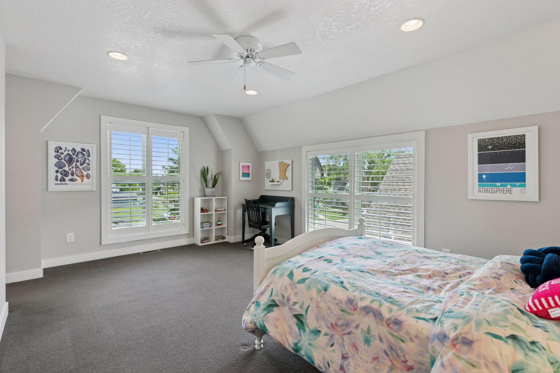 Minneapolis, Minnesota, 55410, United States, 5 Bedrooms Bedrooms, ,5 BathroomsBathrooms,Residential,Active,1929403