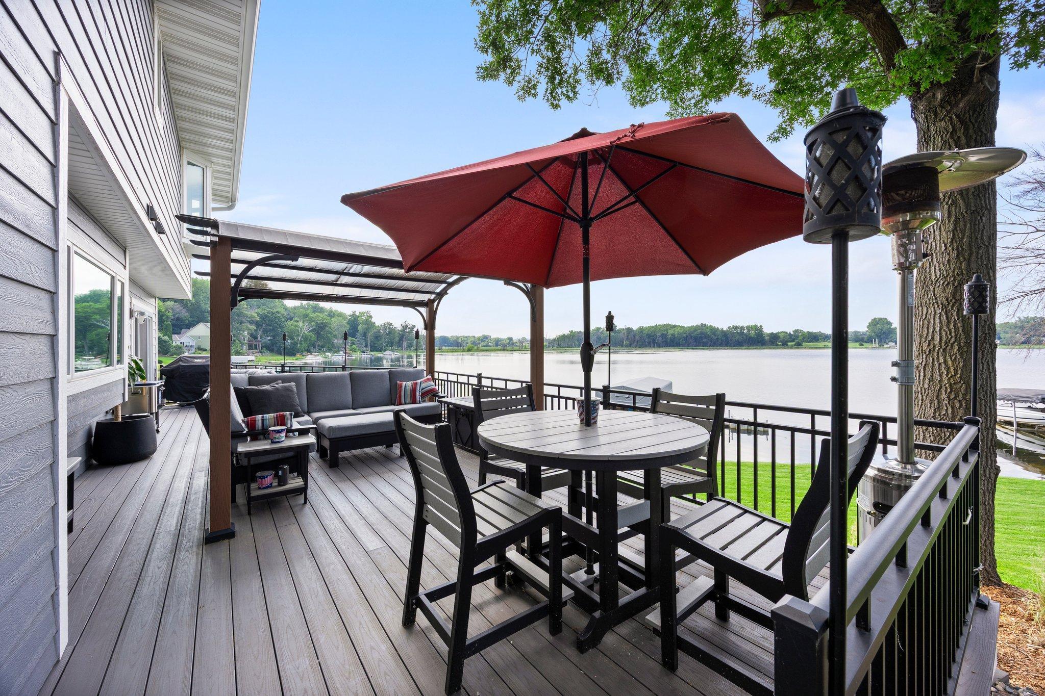 Saint Paul, Minnesota, 55126, United States, 4 Bedrooms Bedrooms, ,4 BathroomsBathrooms,Residential,Active,2027818