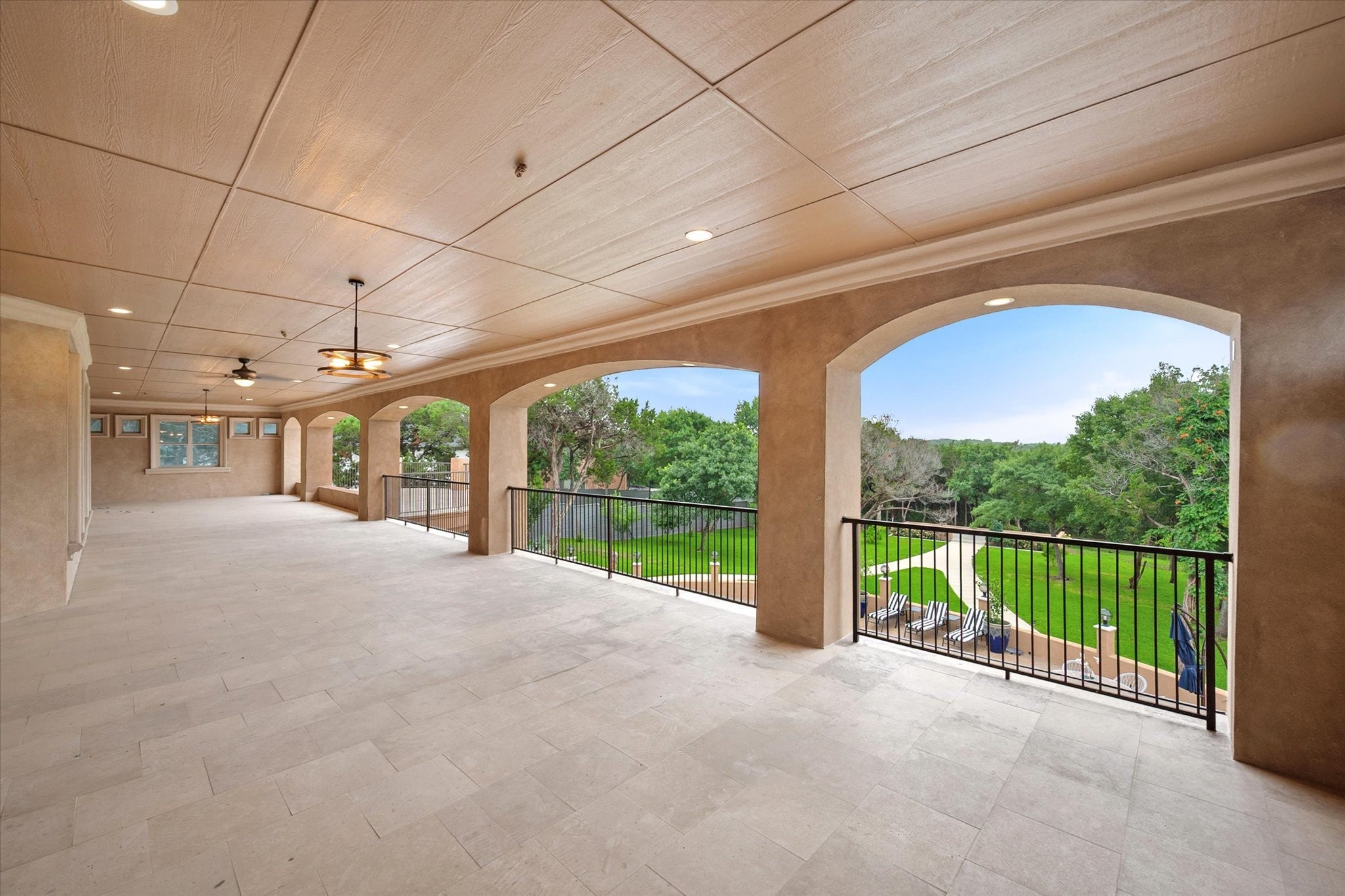 Cedar Hill, Texas, 75104, United States, 6 Bedrooms Bedrooms, ,8 BathroomsBathrooms,Residential,Active,1964299