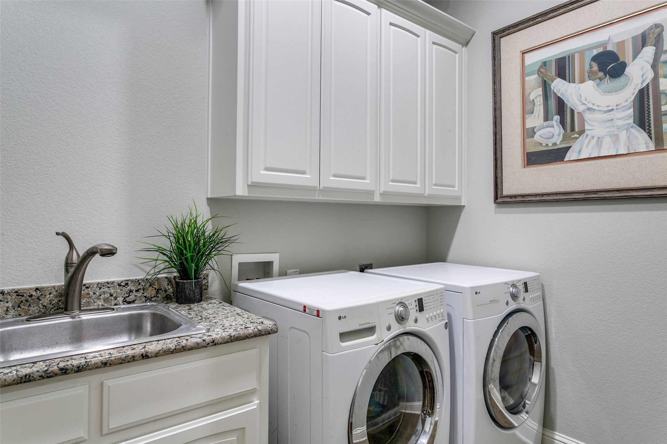 Southlake, Texas, 76092, United States, 4 Bedrooms Bedrooms, ,5 BathroomsBathrooms,Residential,Active,1963281