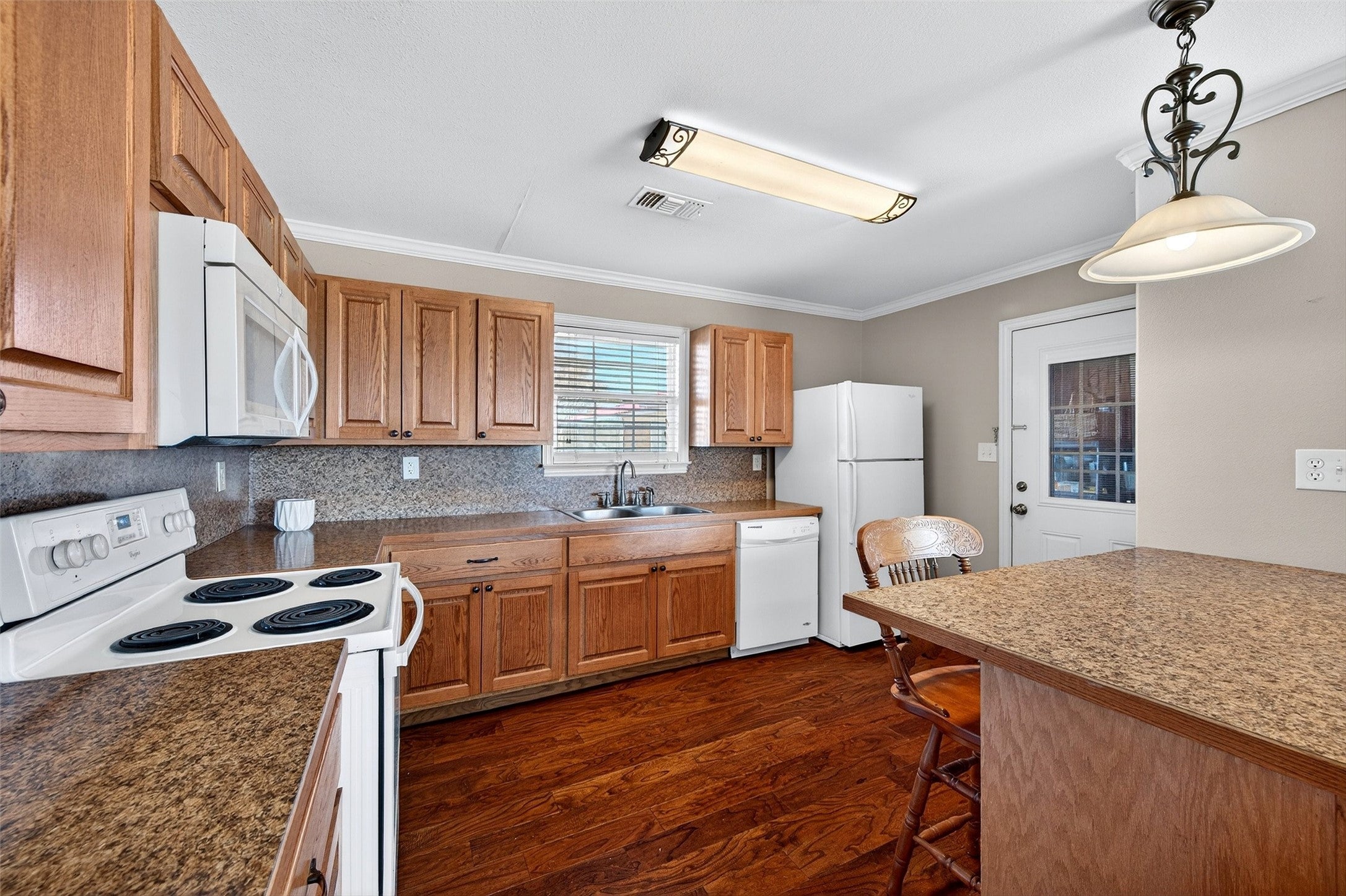 Sherman, Texas, 75090, United States, 3 Bedrooms Bedrooms, ,2 BathroomsBathrooms,Residential,Active,2006784