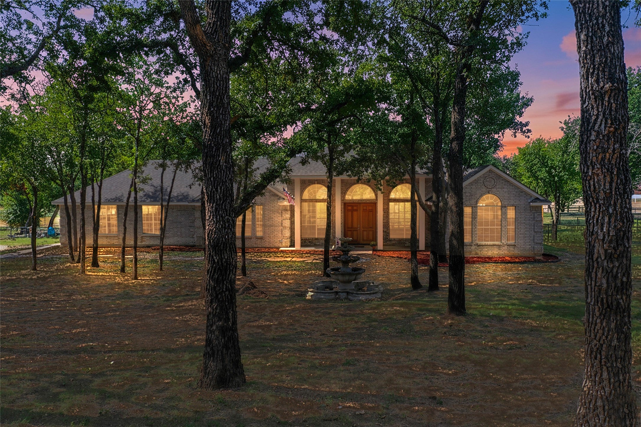 Argyle, Texas, 76226, United States, 3 Bedrooms Bedrooms, ,2 BathroomsBathrooms,Residential,Active,1960132