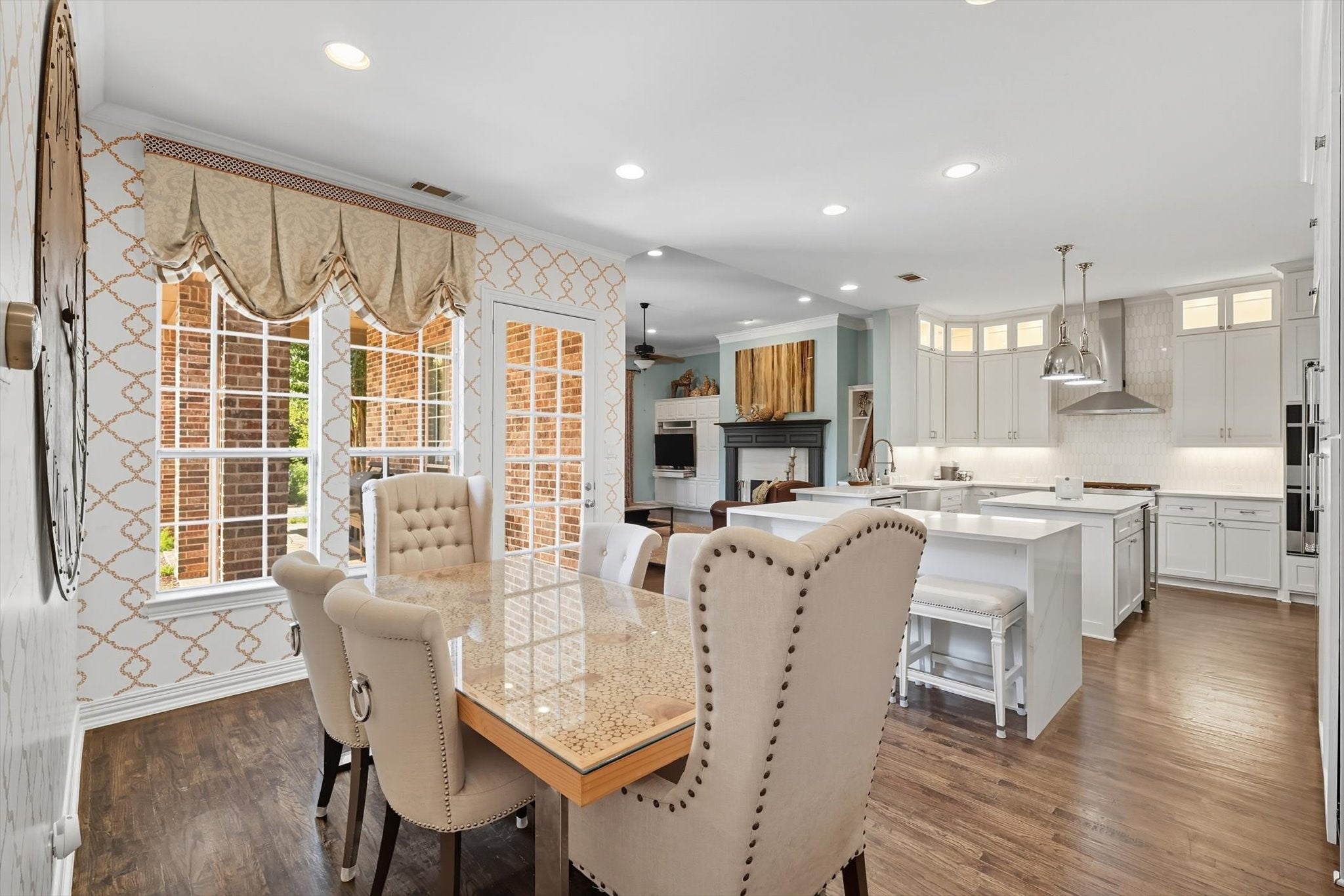 Flower Mound, Texas, 75028, United States, 4 Bedrooms Bedrooms, ,4 BathroomsBathrooms,Residential,Active,1951804