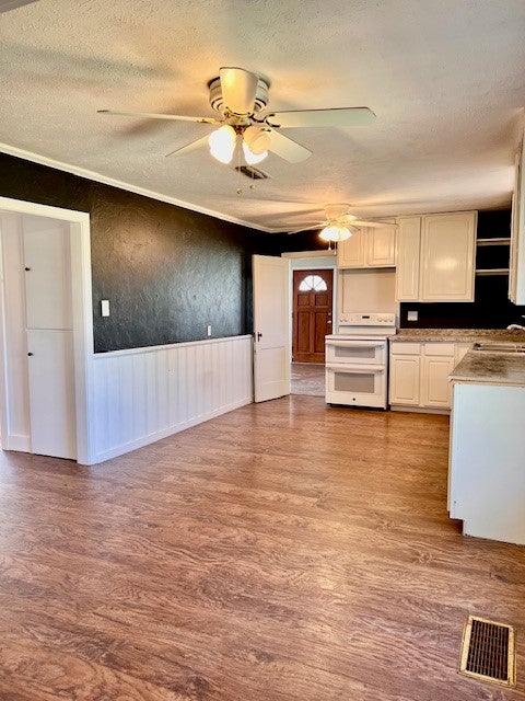 Sanger, Texas, 76266, United States, ,3 BathroomsBathrooms,Residential,Active,1808127