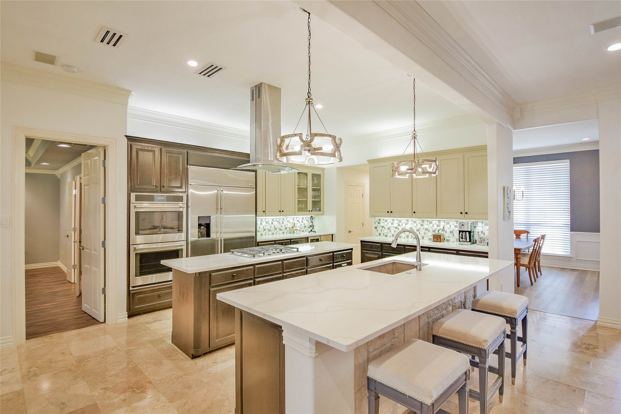 Granbury, Texas, 76048, United States, 3 Bedrooms Bedrooms, ,3 BathroomsBathrooms,Residential,Active,1943796