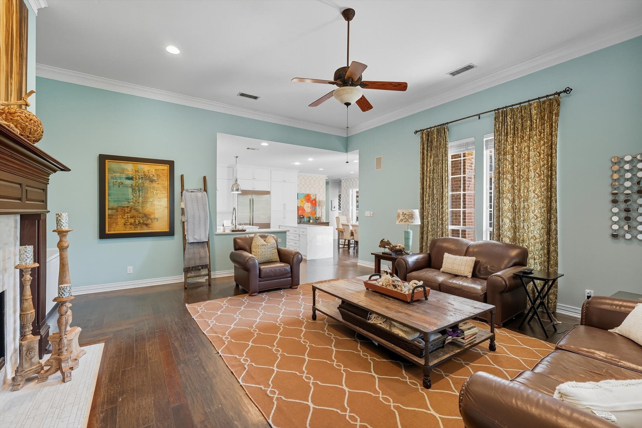 Flower Mound, Texas, 75028, United States, 4 Bedrooms Bedrooms, ,4 BathroomsBathrooms,Residential,Active,1951804