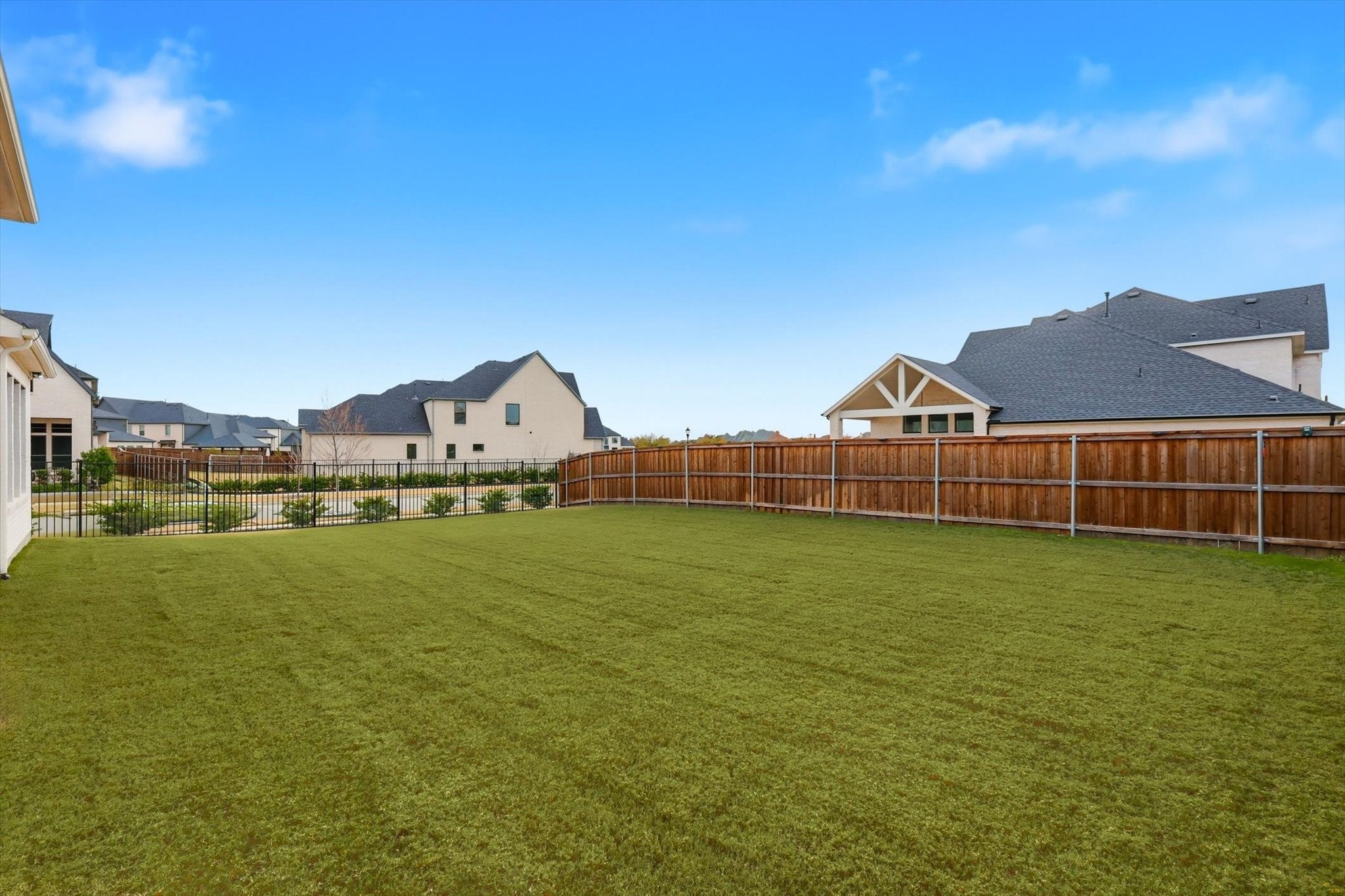 Frisco, Texas, 75033, United States, 5 Bedrooms Bedrooms, ,6 BathroomsBathrooms,Residential,Active,2007336