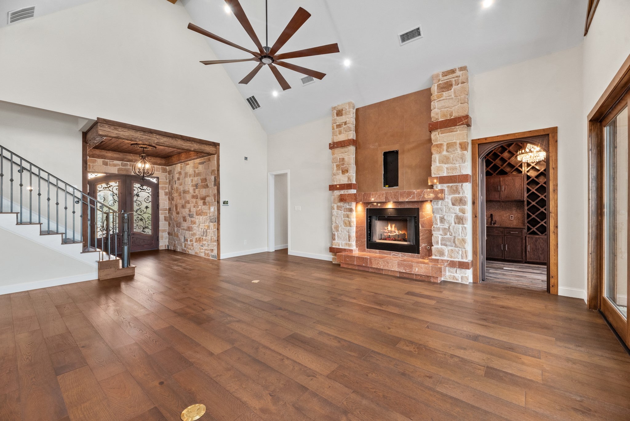 Corsicana, Texas, 75109, United States, 6 Bedrooms Bedrooms, ,7 BathroomsBathrooms,Residential,Active,1798111