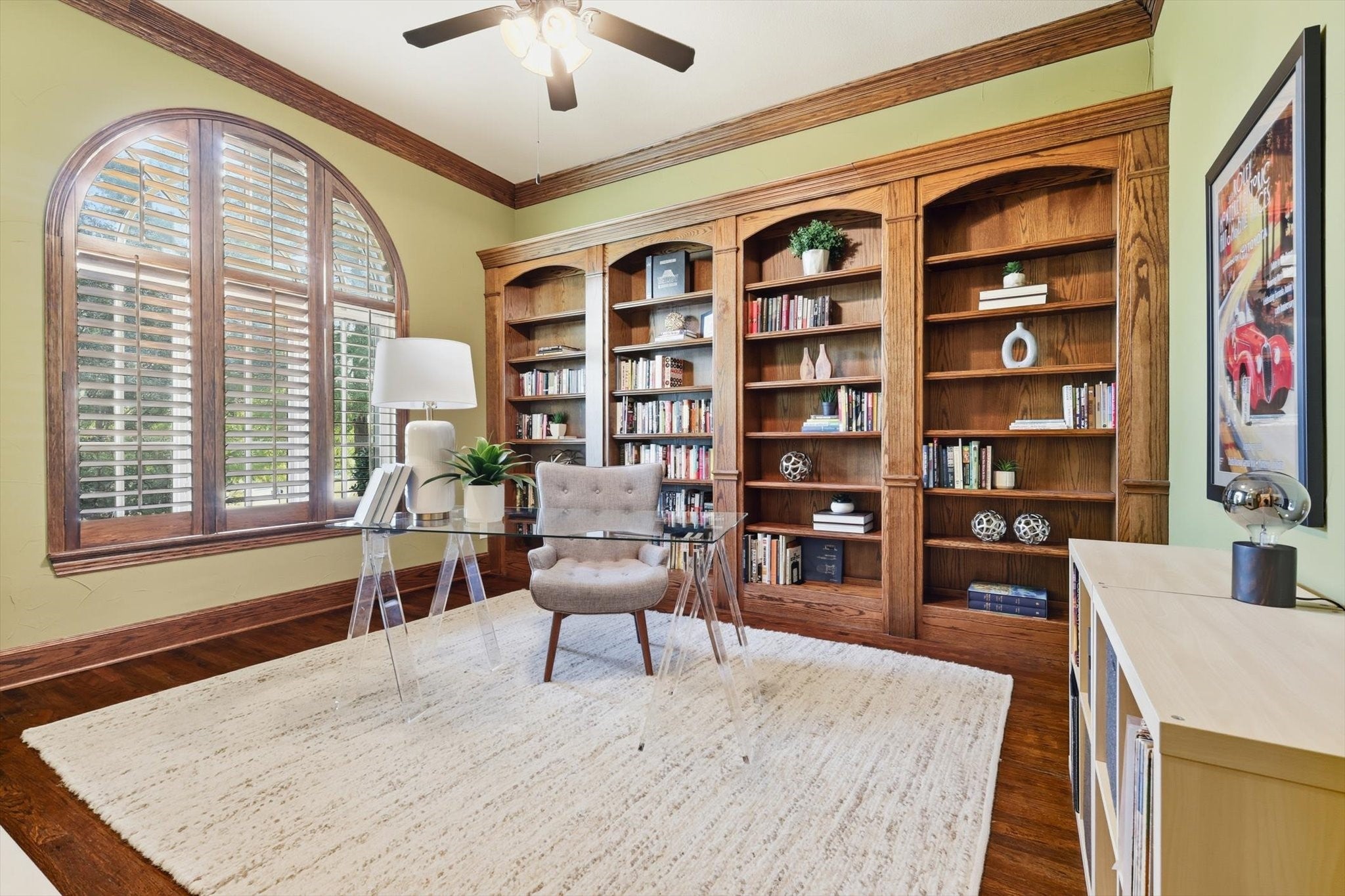 Carrollton, Texas, 75010, United States, 4 Bedrooms Bedrooms, ,7 BathroomsBathrooms,Residential,Active,1960128