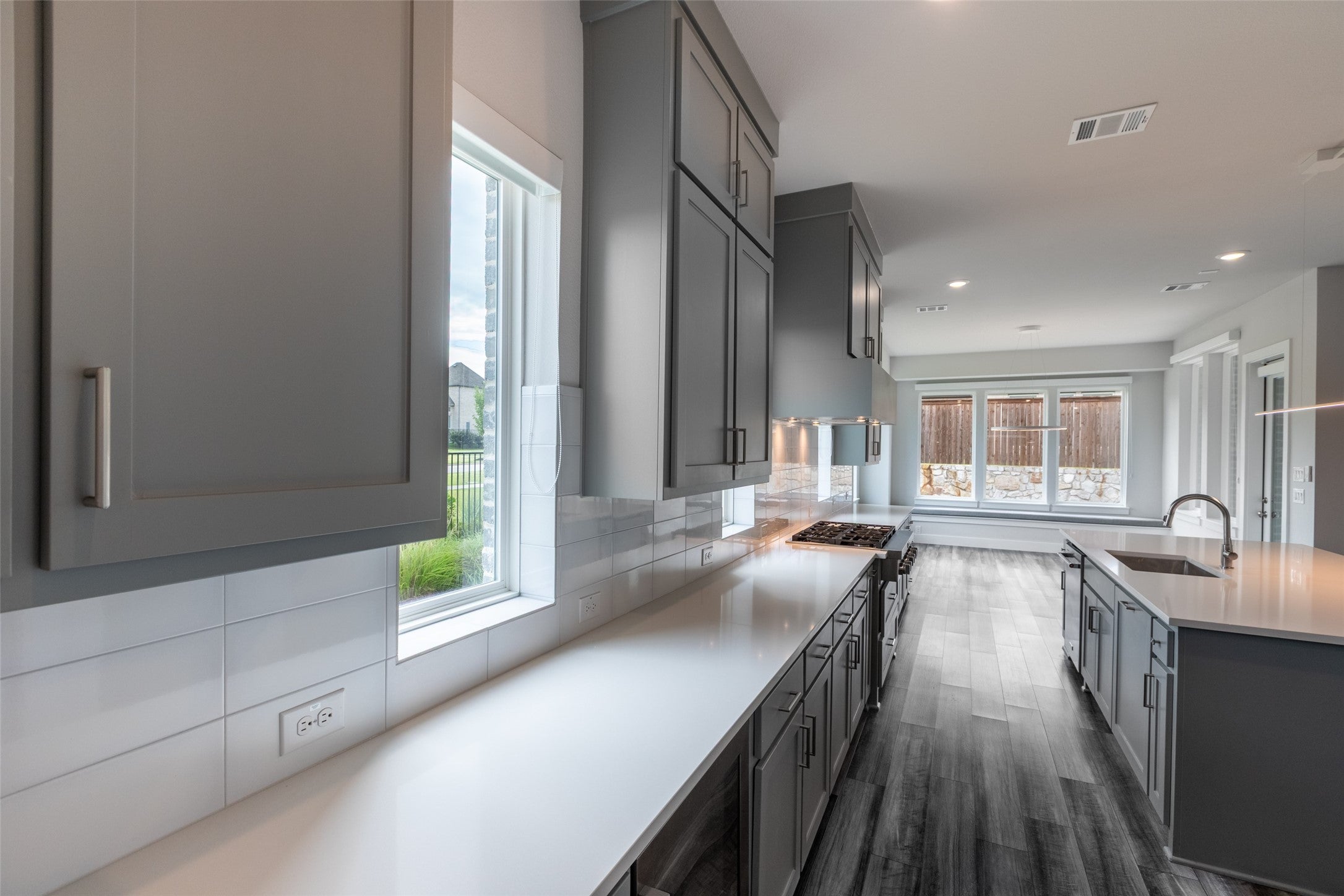 Frisco, Texas, 75035, United States, 5 Bedrooms Bedrooms, ,6 BathroomsBathrooms,Residential,Active,1990641