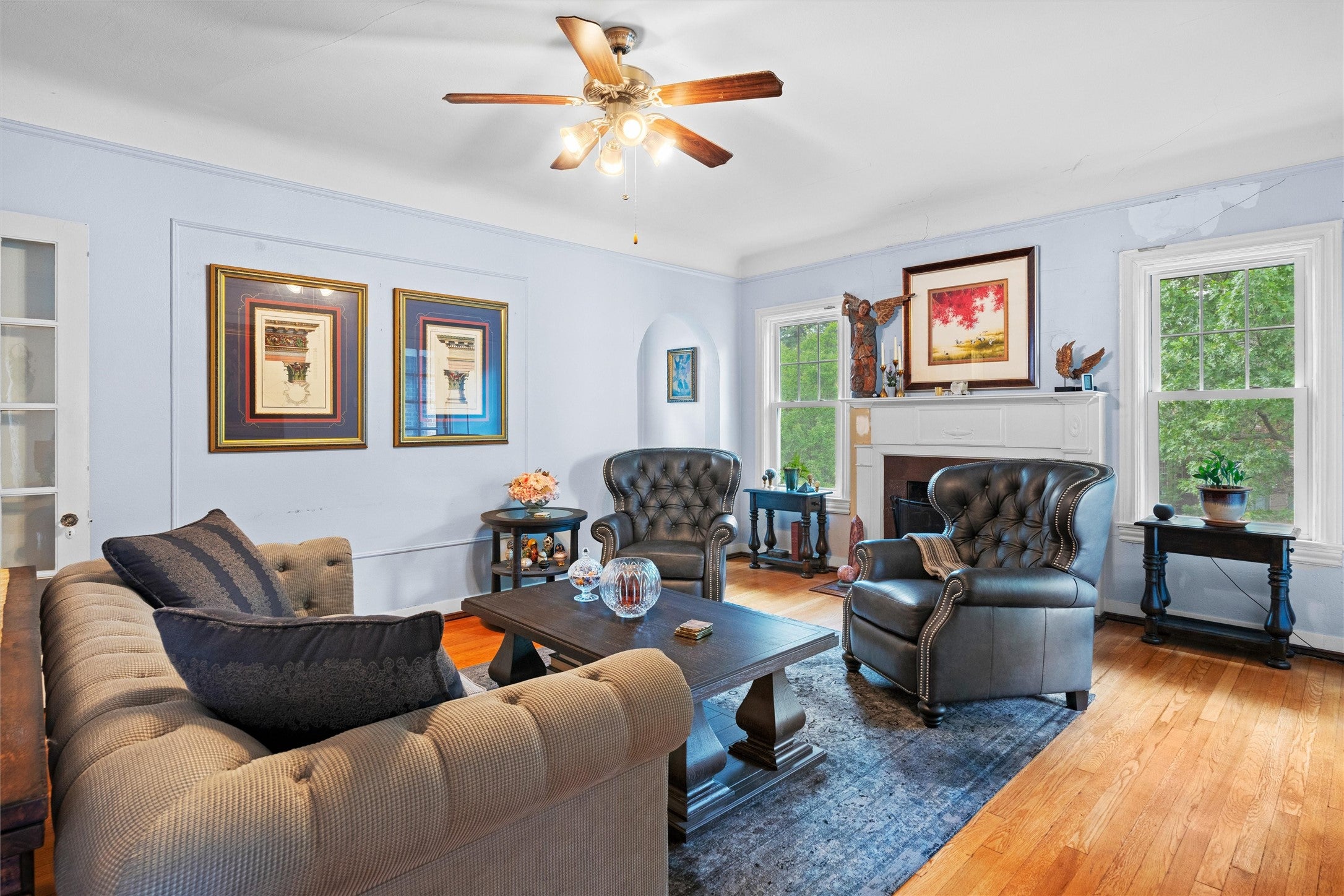 Dallas, Texas, 75219, United States, 6 Bedrooms Bedrooms, ,2 BathroomsBathrooms,Residential,Active,1808211