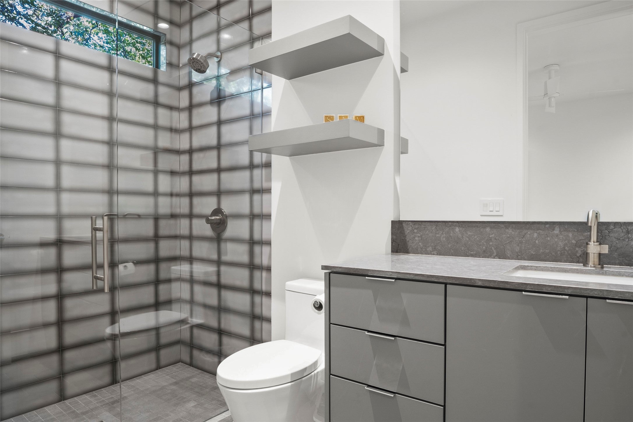 Flower Mound, Texas, 75022, United States, 5 Bedrooms Bedrooms, ,6 BathroomsBathrooms,Residential,Active,1964262