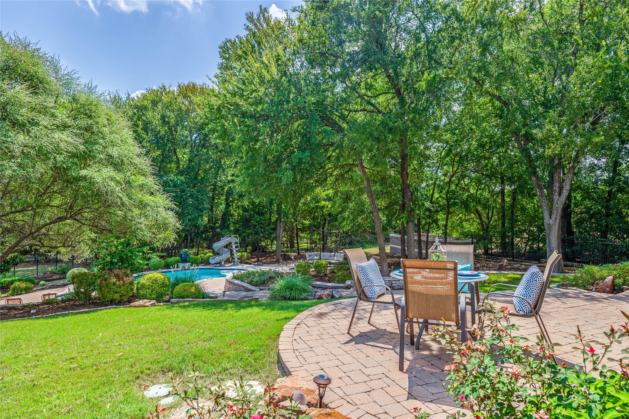 Mckinney, Texas, 75071, United States, 4 Bedrooms Bedrooms, ,5 BathroomsBathrooms,Residential,Active,1920255