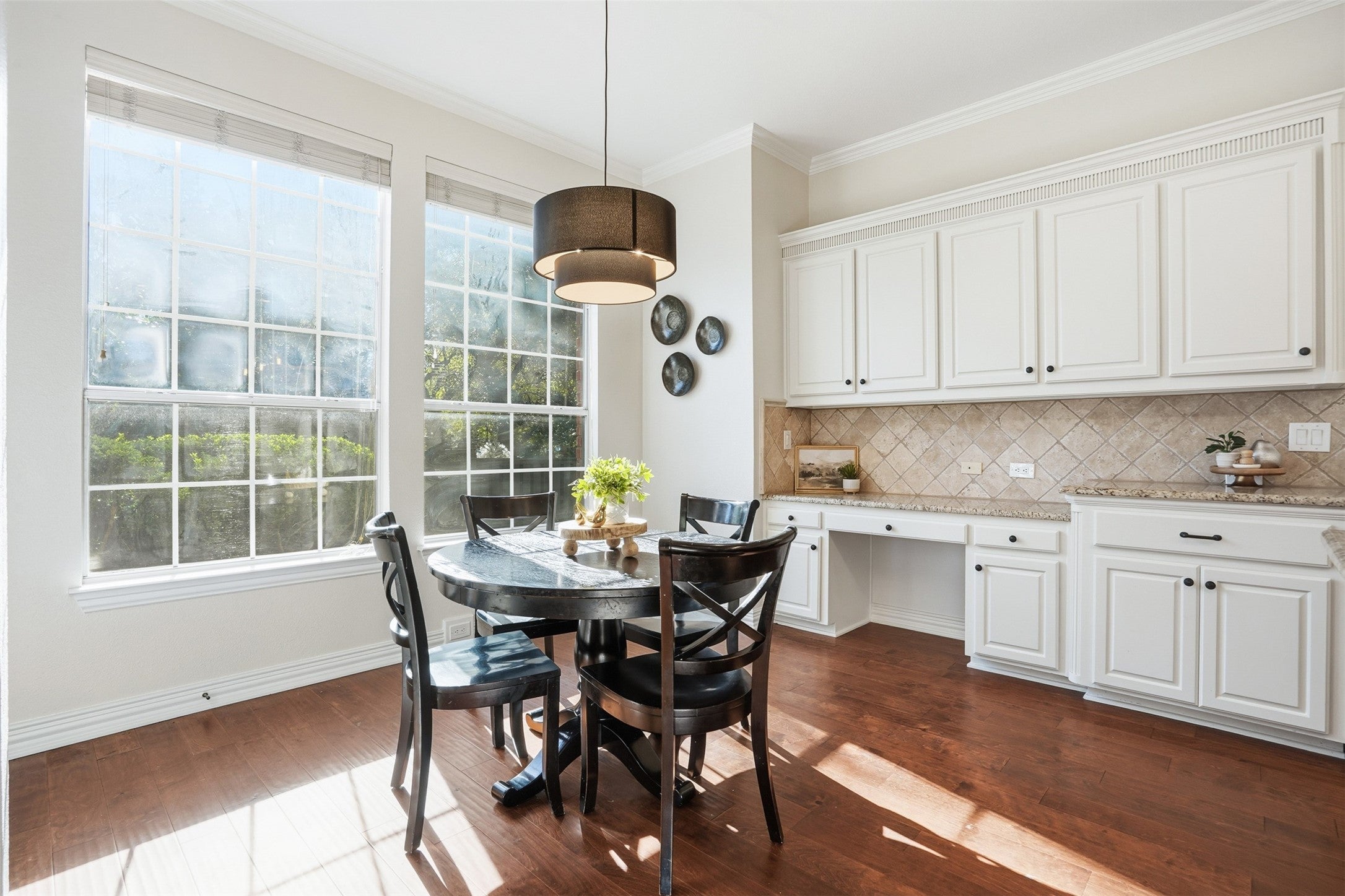 Southlake, Texas, 76092, United States, 5 Bedrooms Bedrooms, ,4 BathroomsBathrooms,Residential,Active,2008272