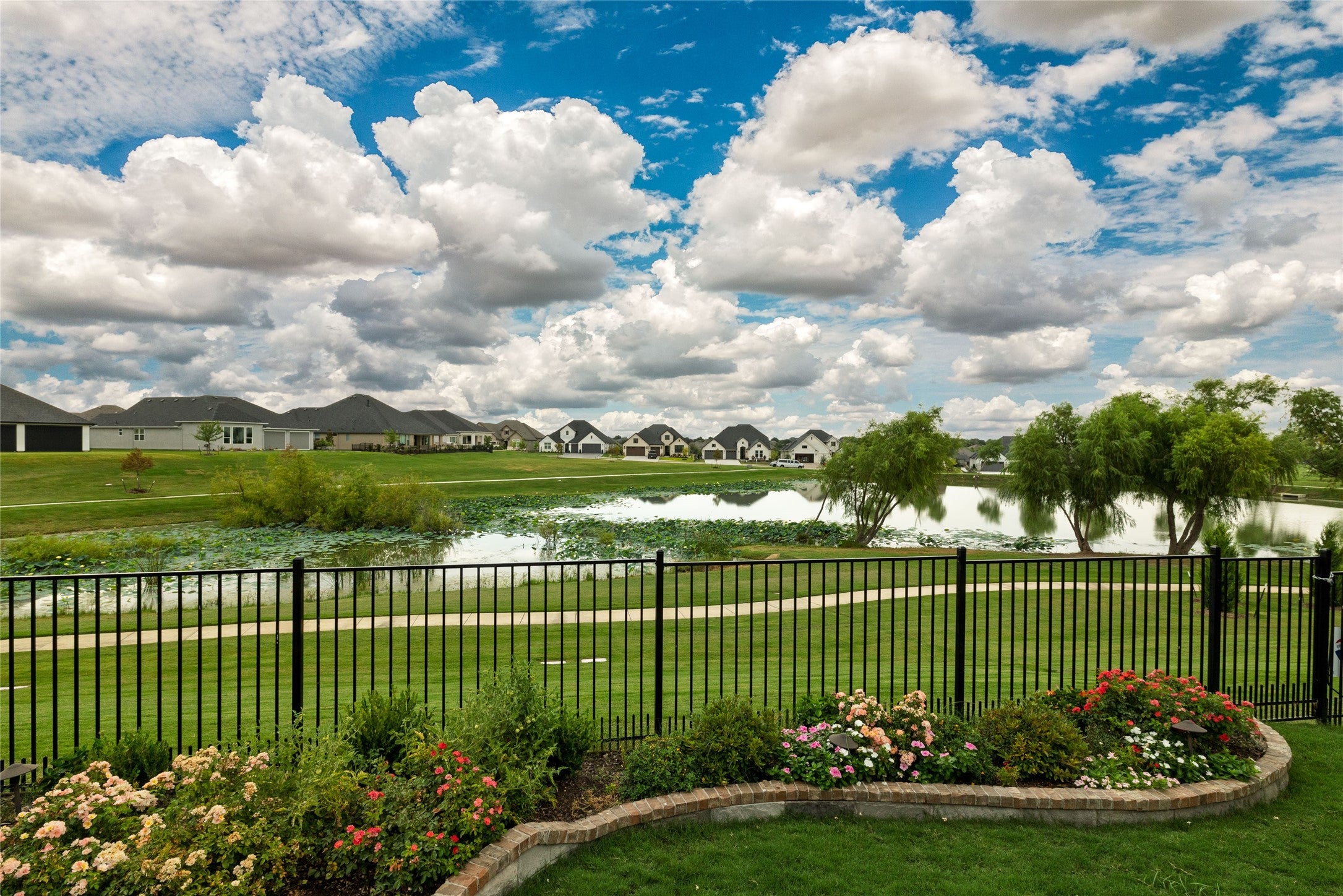 Denton, Texas, 76207, United States, 3 Bedrooms Bedrooms, ,3 BathroomsBathrooms,Residential,Active,1704396