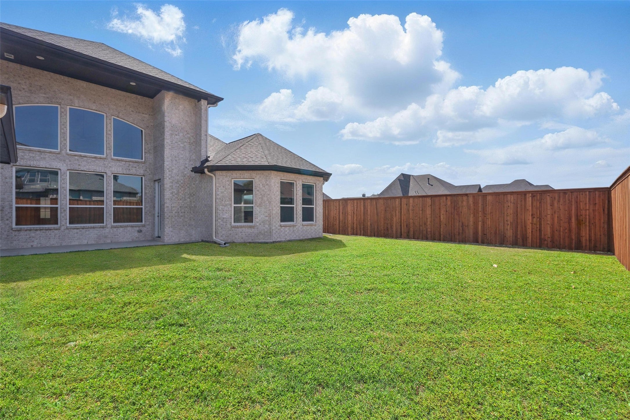 Wylie, Texas, 75098, United States, 5 Bedrooms Bedrooms, ,6 BathroomsBathrooms,Residential,Active,1894588
