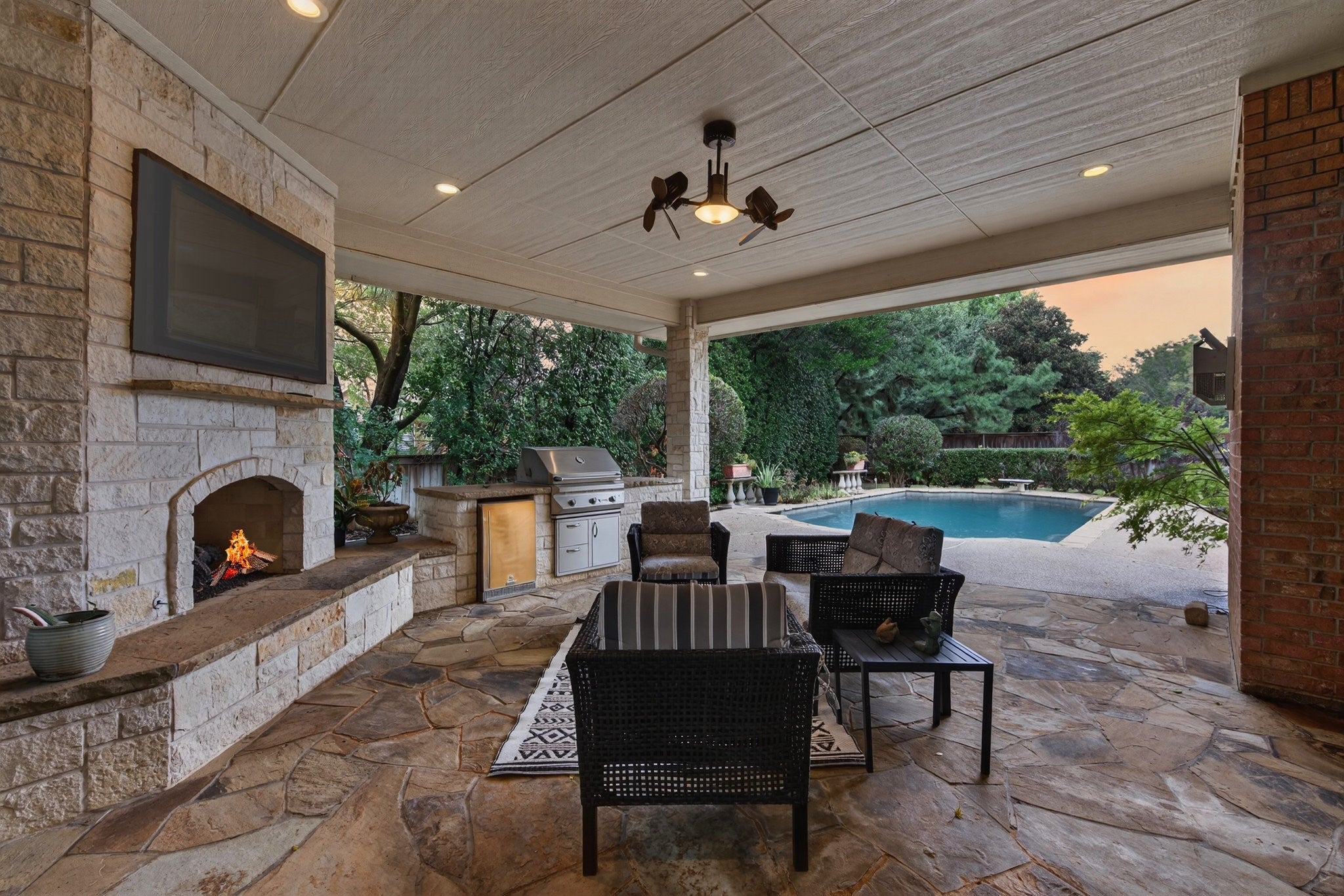 Southlake, Texas, 76092, United States, 4 Bedrooms Bedrooms, ,4 BathroomsBathrooms,Residential,Active,1969768