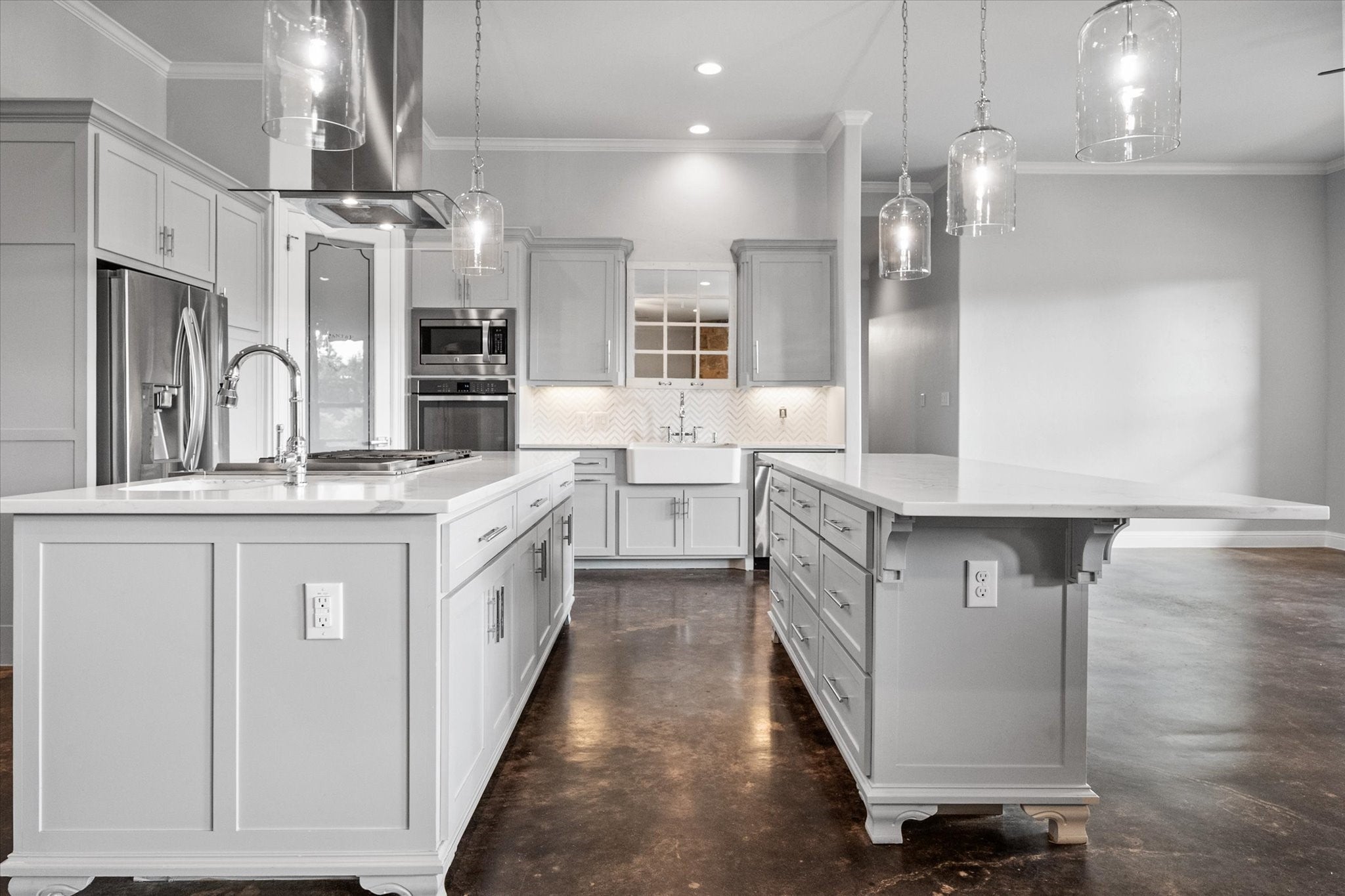 Mansfield, Texas, 76063, United States, 5 Bedrooms Bedrooms, ,6 BathroomsBathrooms,Residential,Contingent,1799362