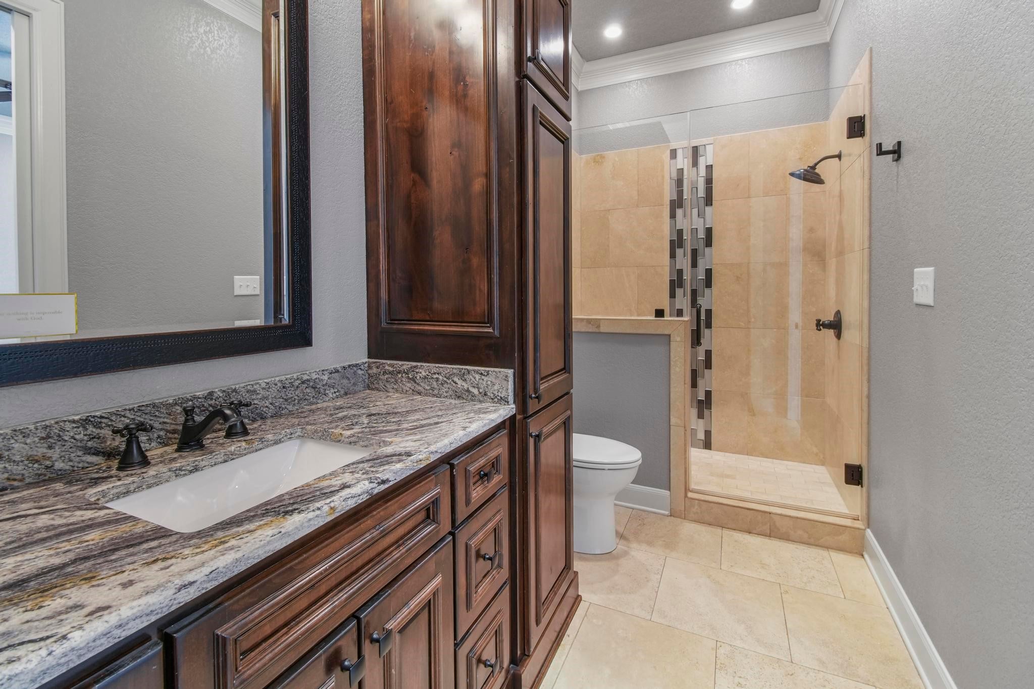 Tyler, Texas, 75703, United States, ,9 BathroomsBathrooms,Residential,Active,1899924