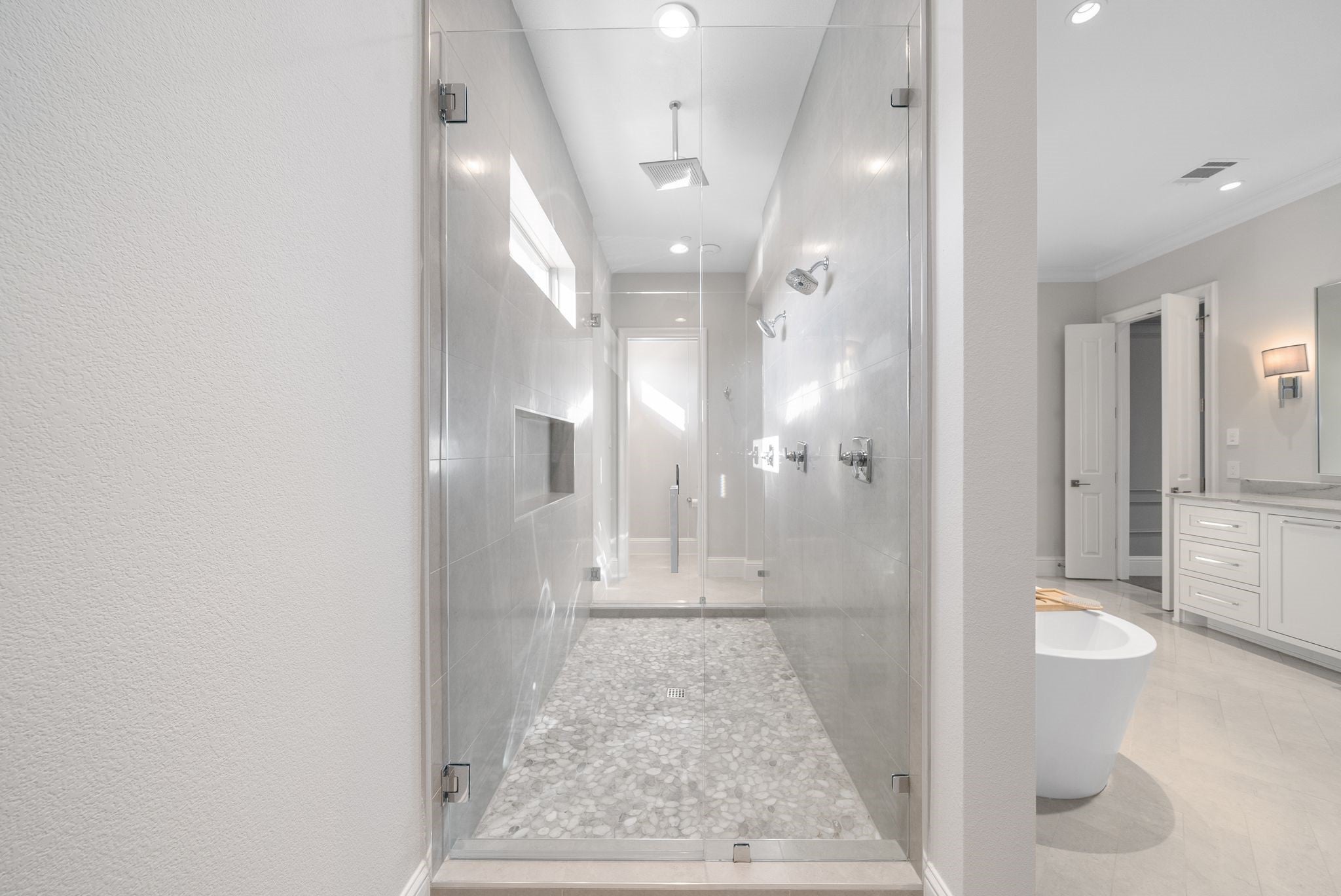 Frisco, Texas, 75033, United States, 6 Bedrooms Bedrooms, ,9 BathroomsBathrooms,Residential,Active,1910136