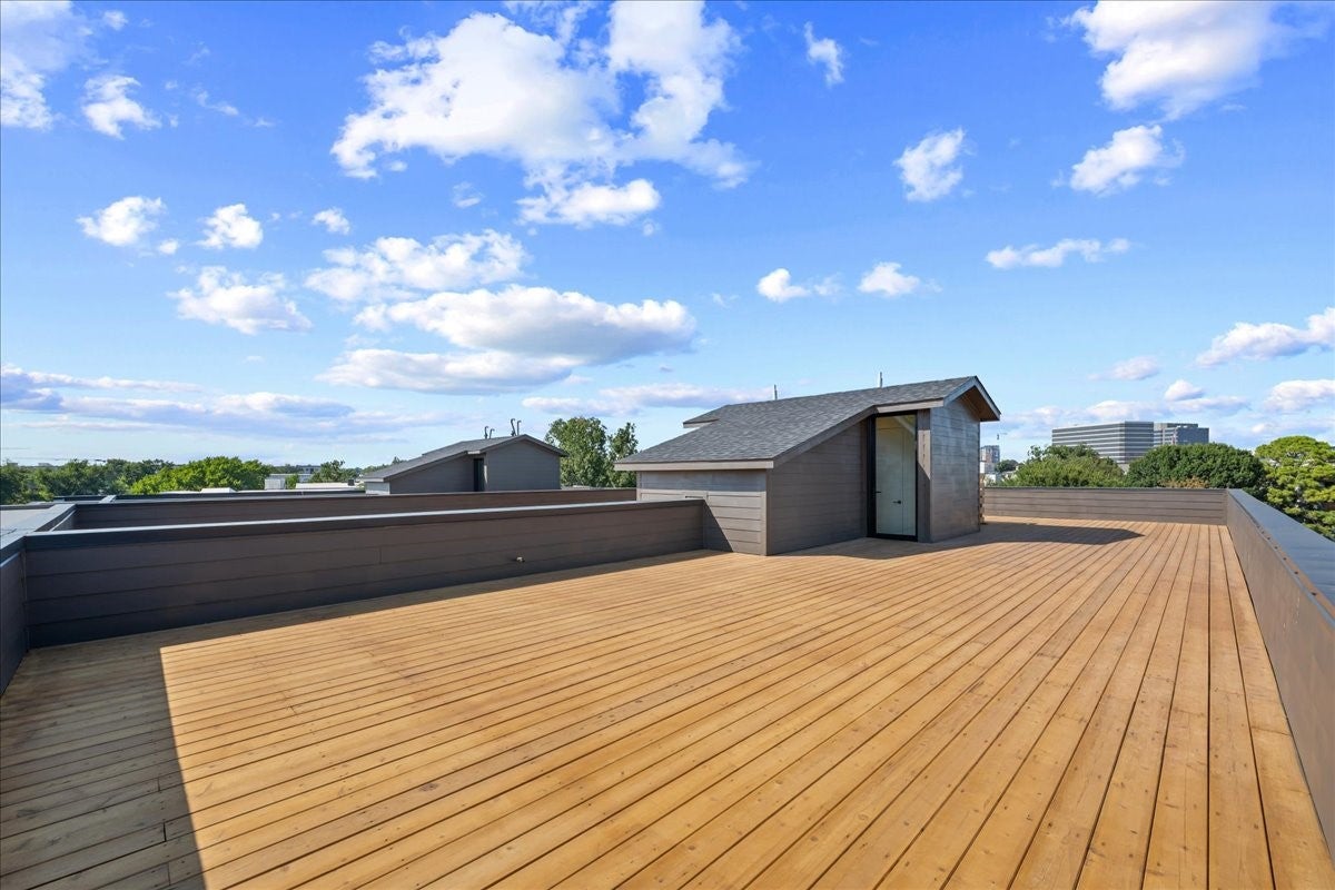 Dallas, Texas, 75204, United States, 4 Bedrooms Bedrooms, ,4 BathroomsBathrooms,Residential,Active,1929655