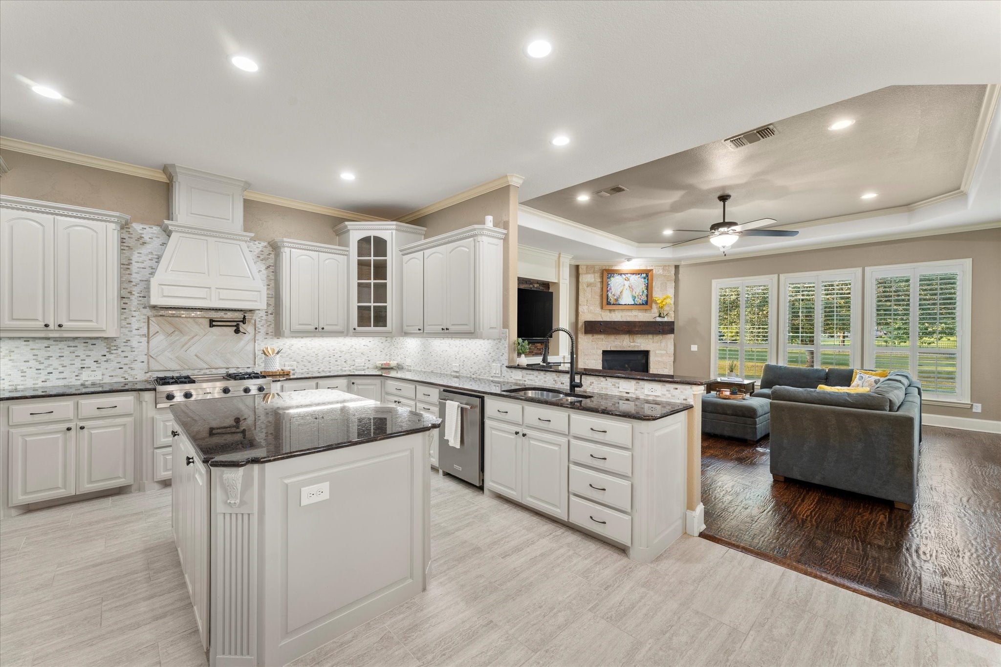 Prosper, Texas, 75078, United States, 4 Bedrooms Bedrooms, ,5 BathroomsBathrooms,Residential,Active,1936432