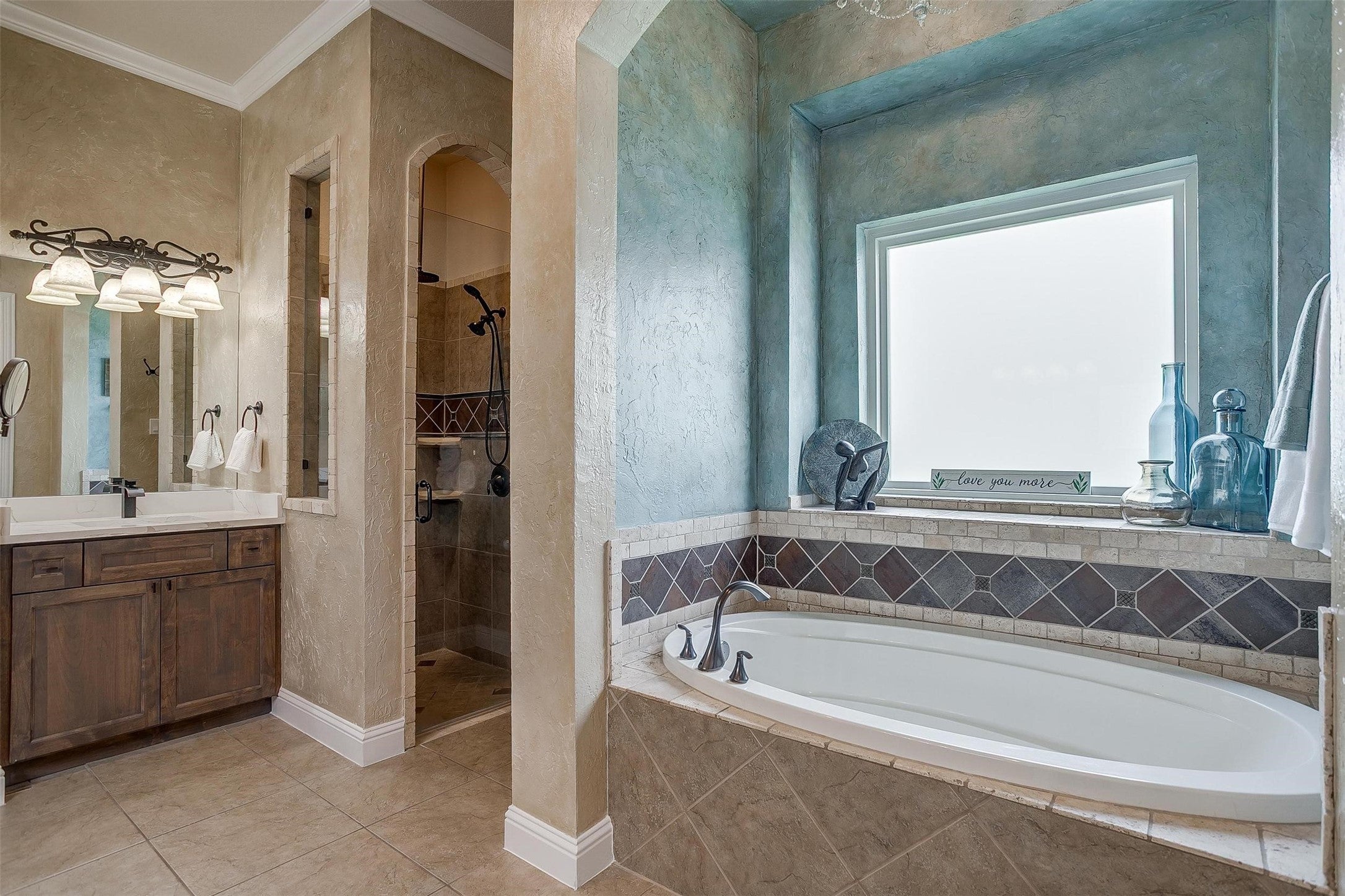 Fort Worth, Texas, 76108, United States, 4 Bedrooms Bedrooms, ,4 BathroomsBathrooms,Residential,Active,1828688