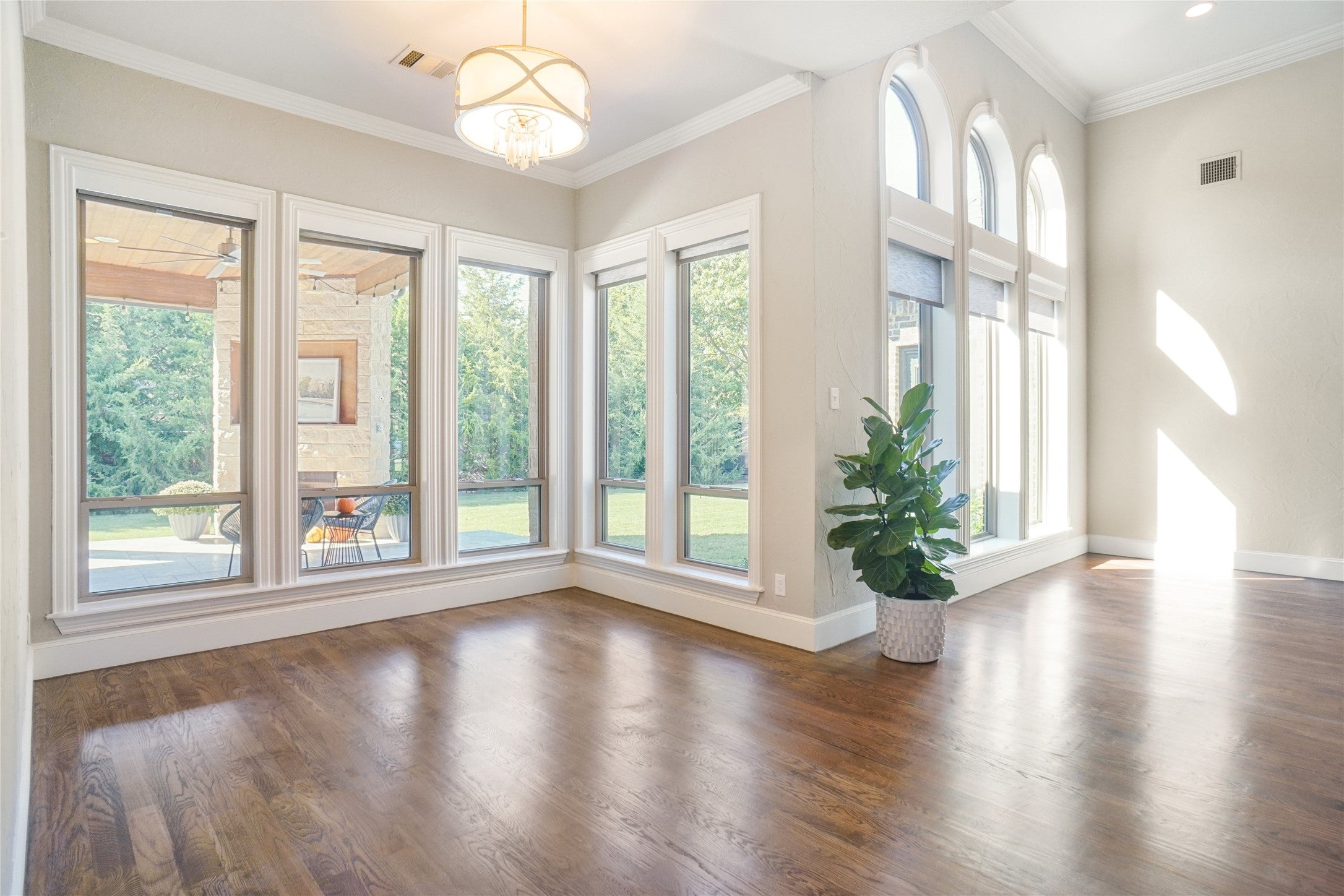 Southlake, Texas, 76092, United States, 4 Bedrooms Bedrooms, ,4 BathroomsBathrooms,Residential,Active,1962191