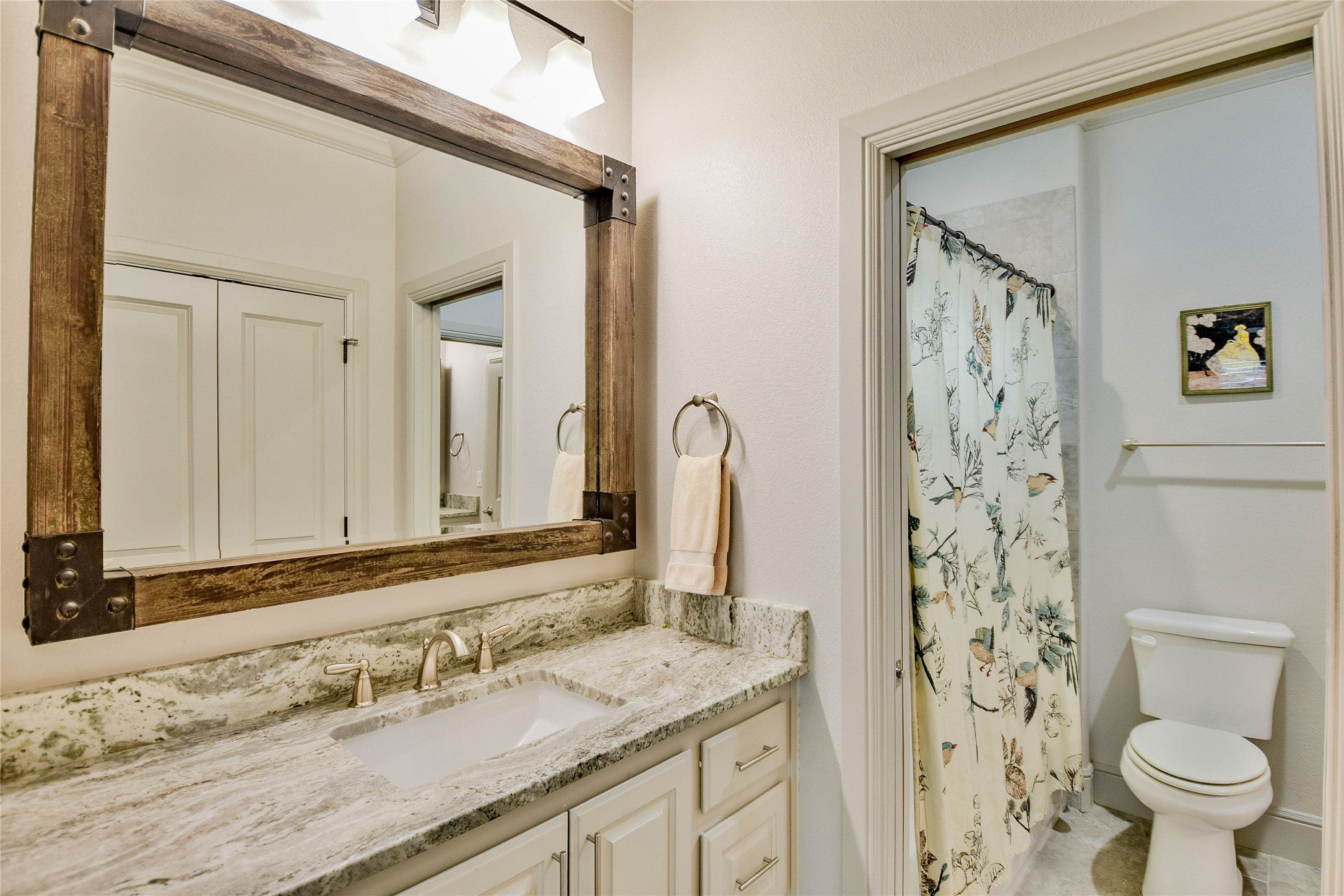 Granbury, Texas, 76048, United States, 3 Bedrooms Bedrooms, ,3 BathroomsBathrooms,Residential,Active,1828685