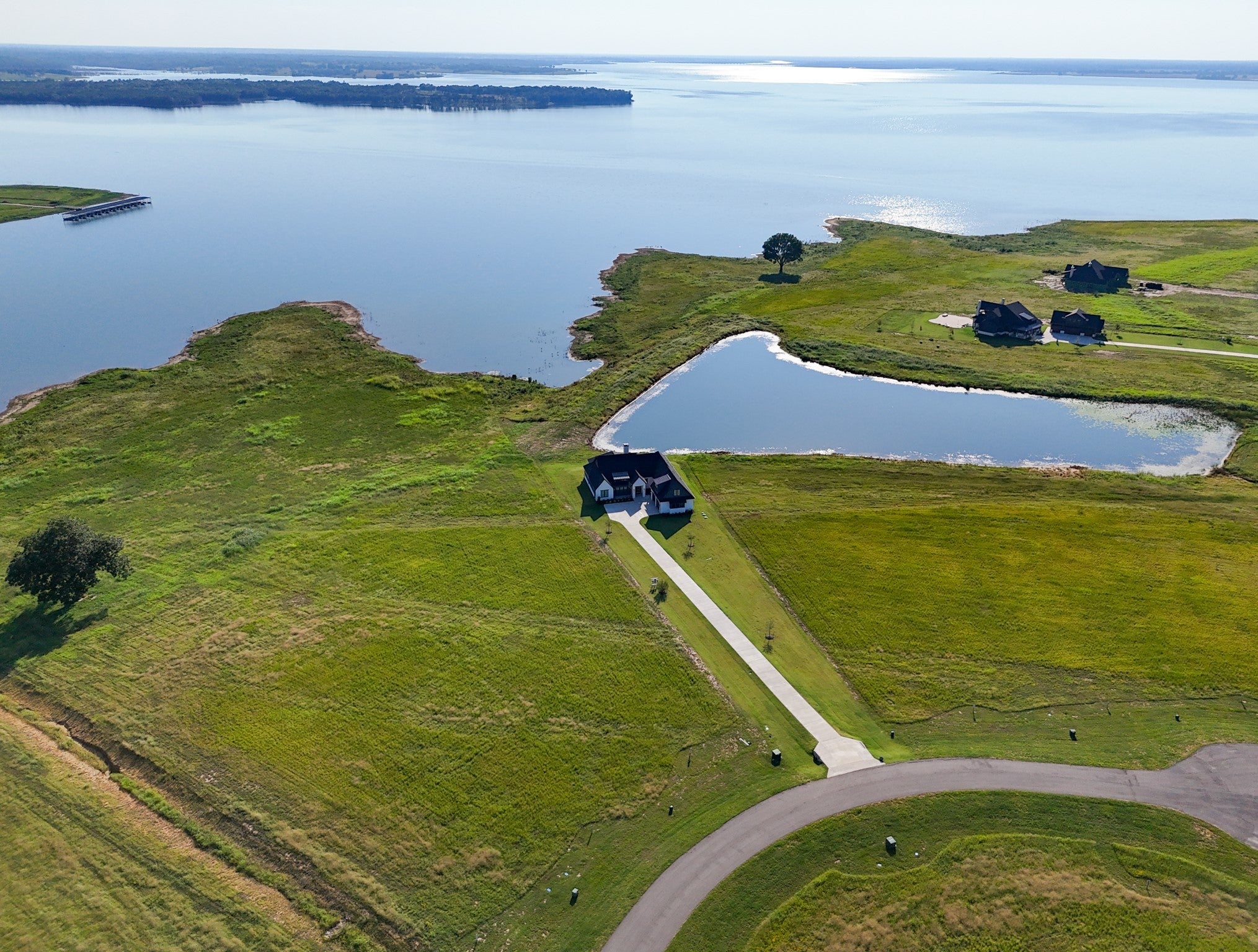 Honey Grove, Texas, 75446, United States, 5 Bedrooms Bedrooms, ,5 BathroomsBathrooms,Residential,Active,1944271