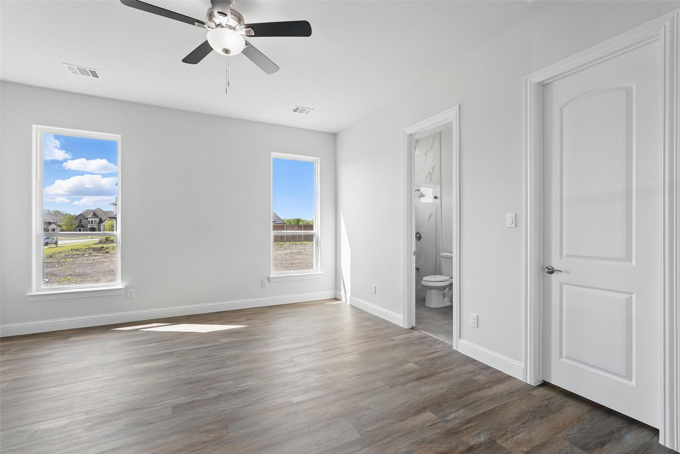 Wylie, Texas, 75098, United States, 5 Bedrooms Bedrooms, ,6 BathroomsBathrooms,Residential,Active,1894588