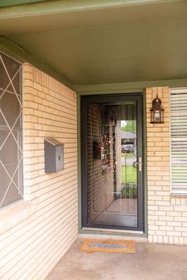 4648 UNIVERSITY AVE, WICHITA FALLS, TX 76308, photo 3 of 29