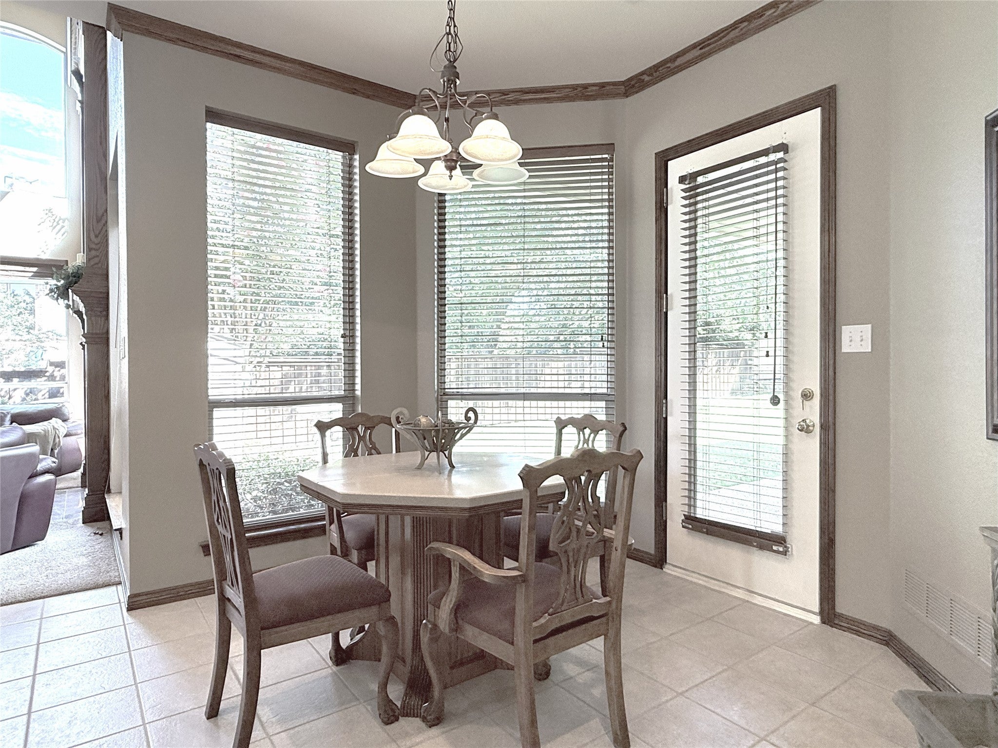 Mckinney, Texas, 75072, United States, 5 Bedrooms Bedrooms, ,4 BathroomsBathrooms,Residential,Active,1905117